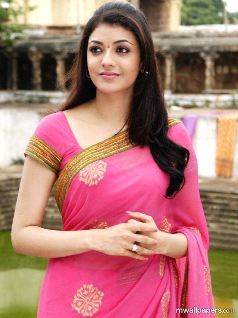 800x1070 Kajal Agarwal in Saree HD Photo (1080p). Saree photohoot, Kajal, Phone