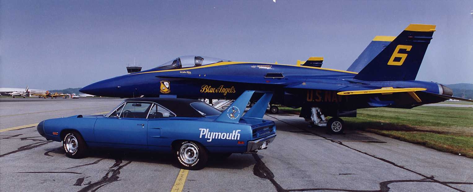 1530x620 Plymouth Roadrunner Superbird F A 18 Blue Angel Navy Jetfighter, Dual Screen