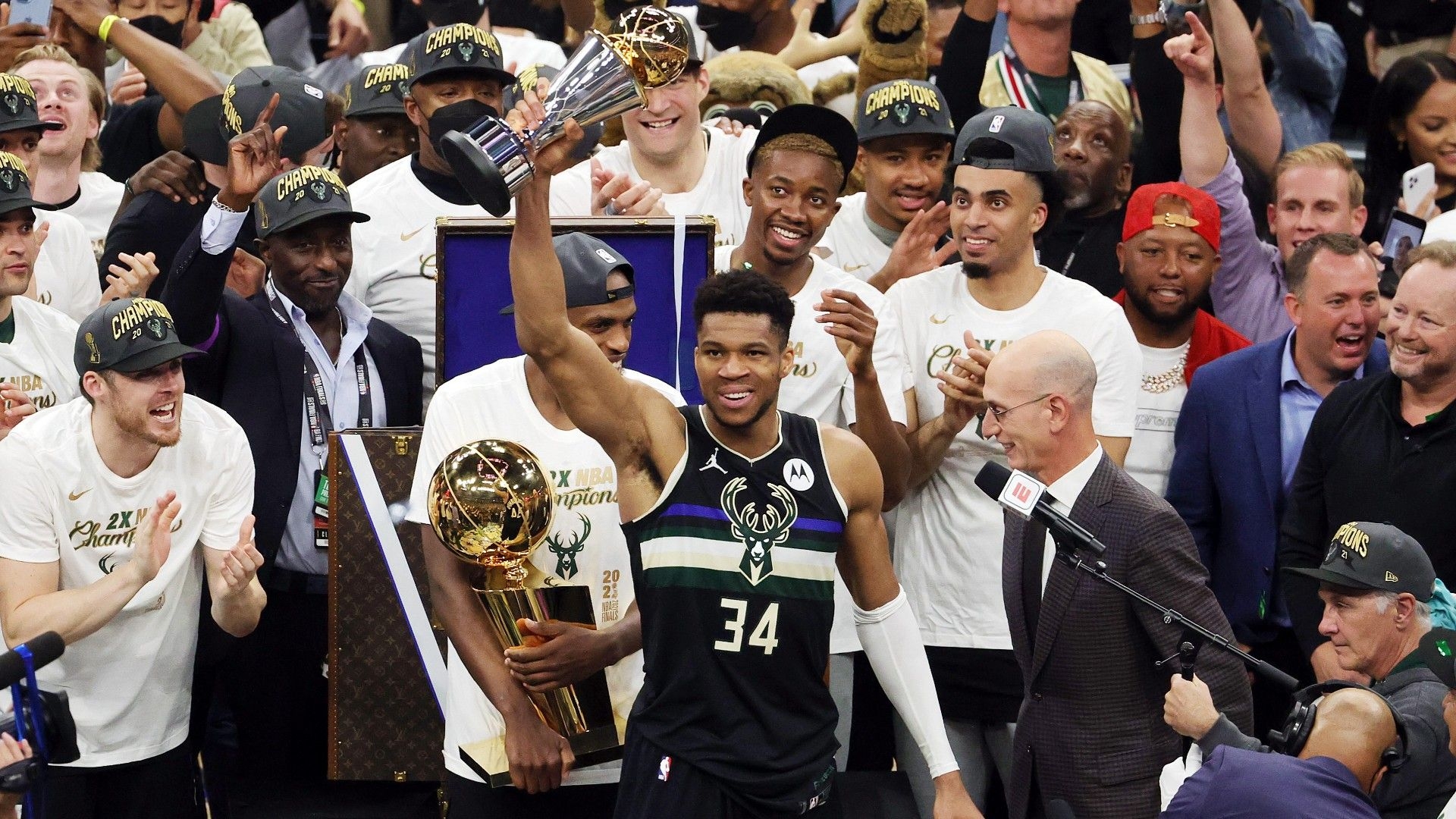 1920x1080 Giannis Antetokounmpo's Game 6 performance was iconic, and had the NBA world buzzing, Desktop