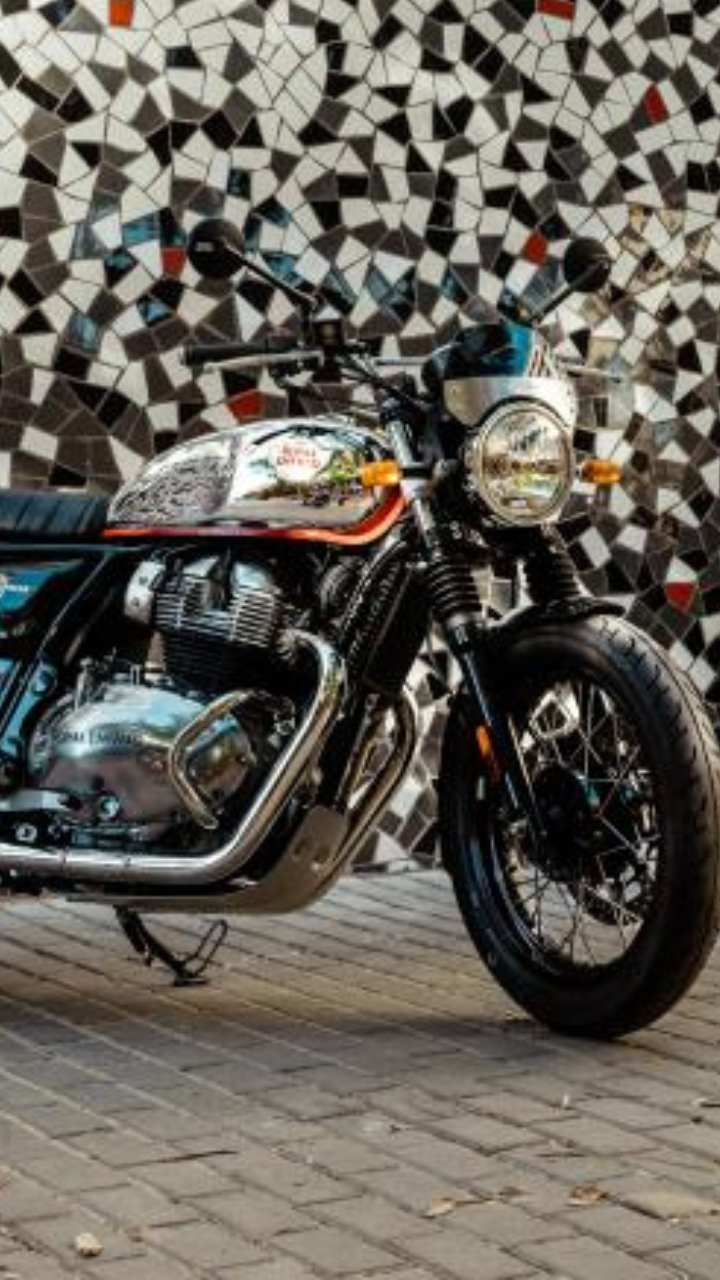 720x1280 In Image: Royal Enfield Interceptor 650 Lightning, Continental GT 650 Thunder Edition, Phone