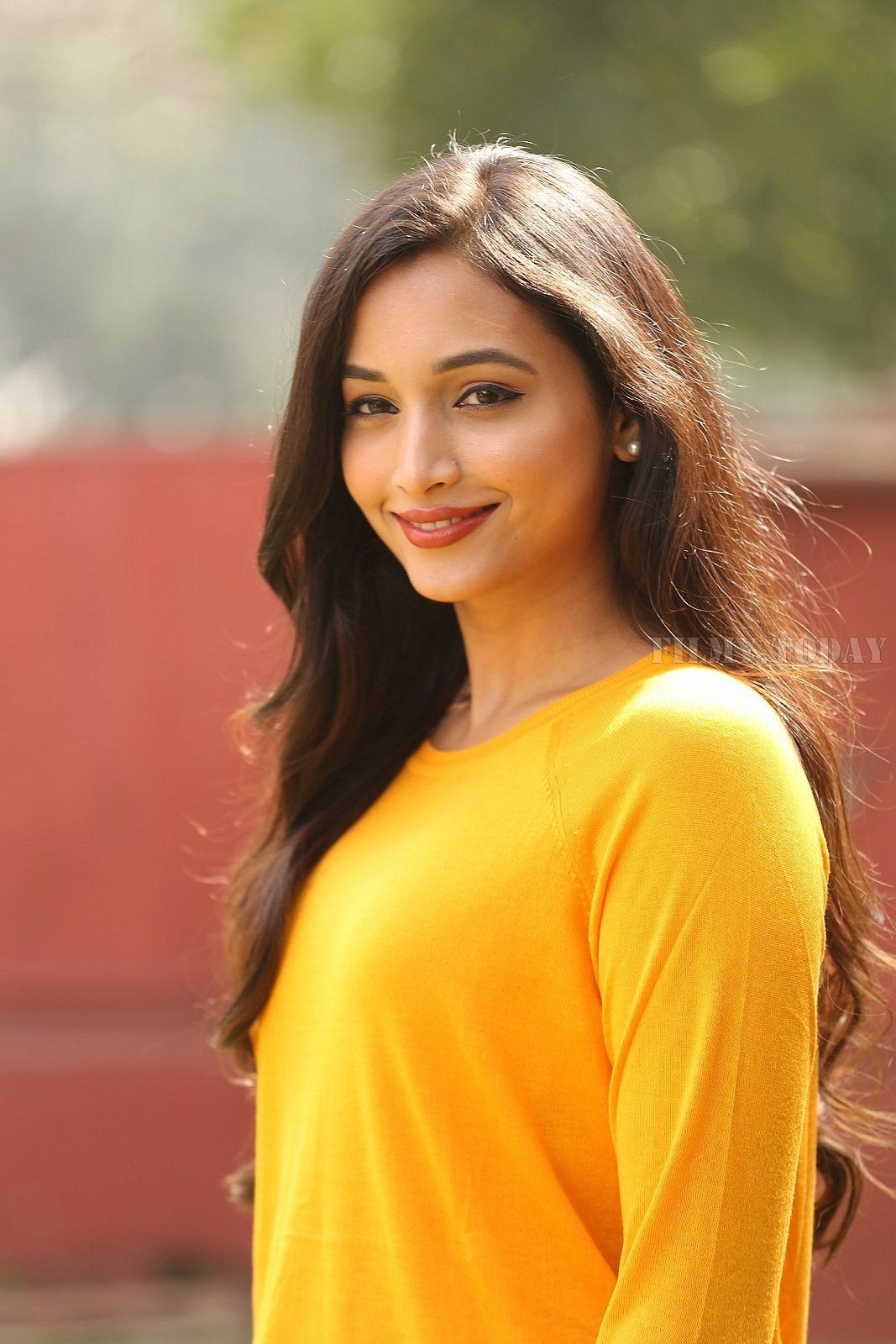 1070x1600 Picture 1618436. Srinidhi Shetty Telugu Version Success Meet Photo, Phone