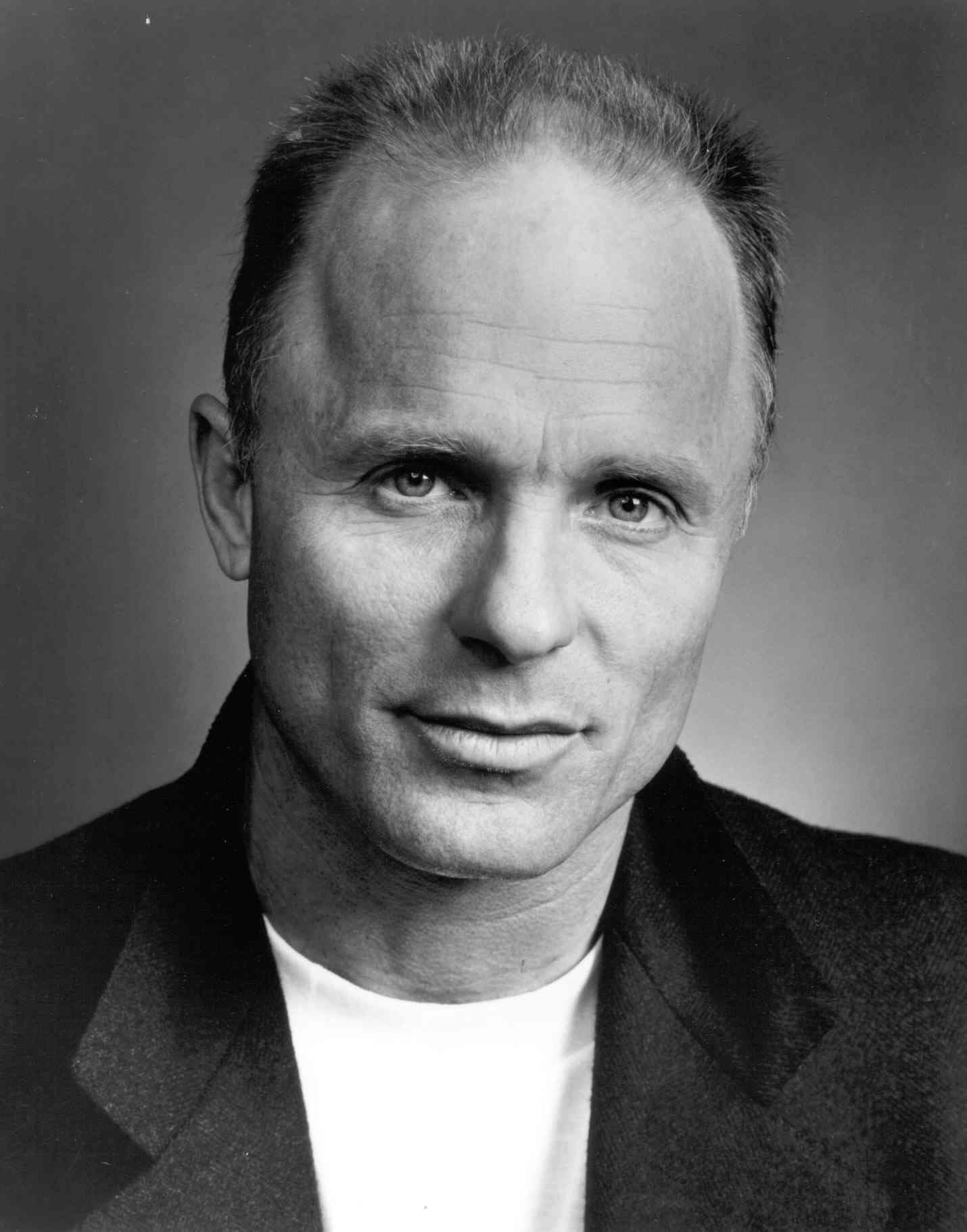 1430x1830 Ed Harris HD Wallpaperwallpaper.net, Phone