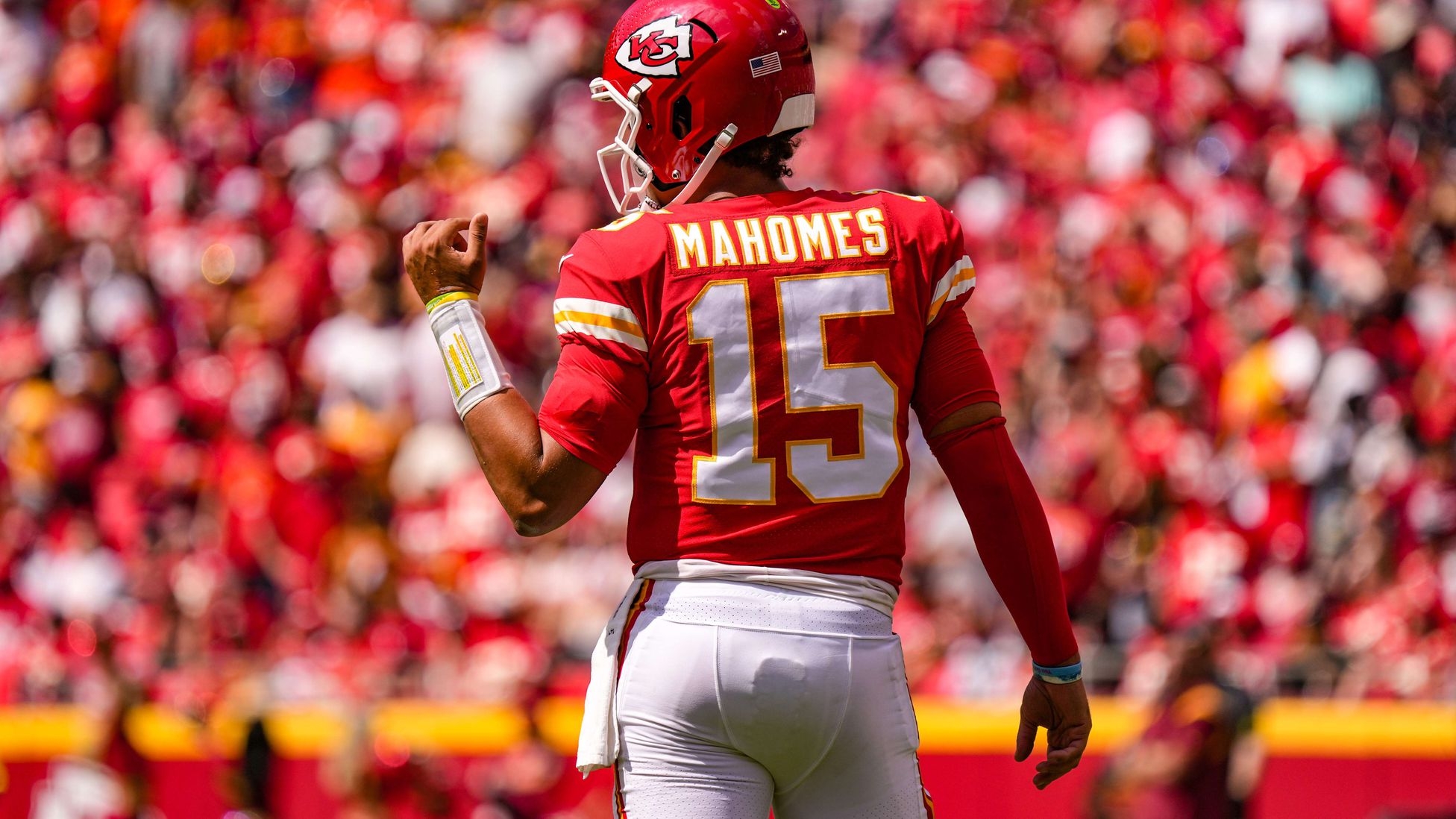 1960x1100 When will Patrick Mahomes skin be available on Fortnite and how can I get it?, Desktop