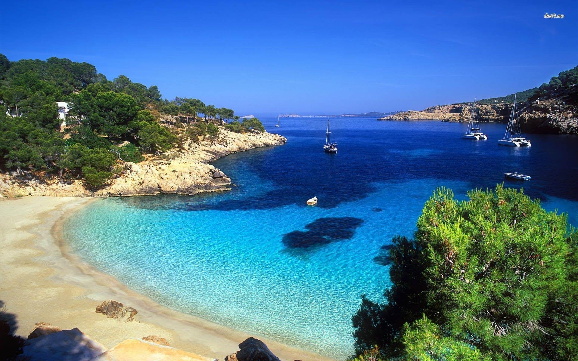 1920x1200 Visit Ibiza and Barcelona, Spain with BenMoorTravel All Inclusive, Desktop