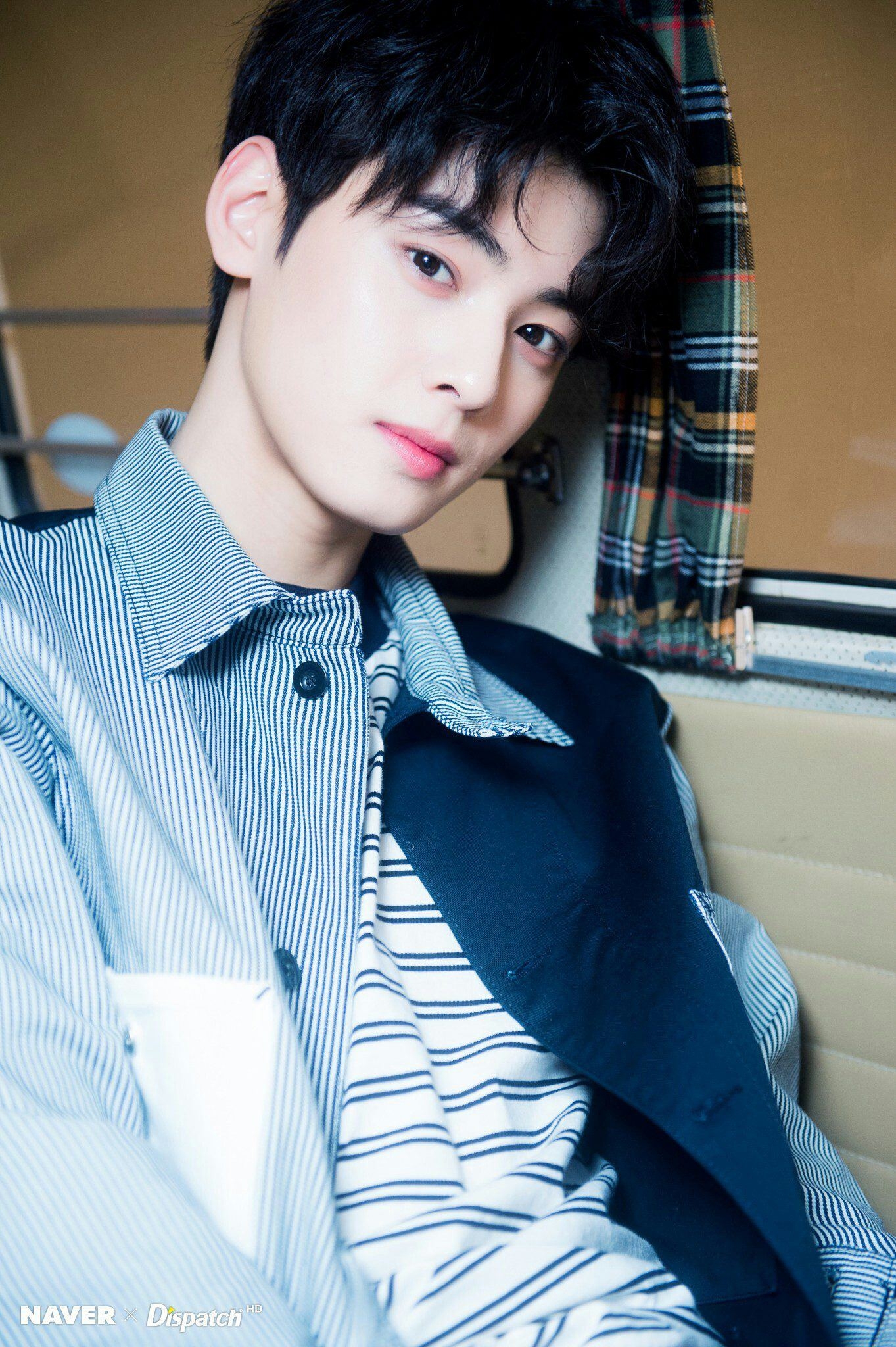 1370x2050 Just 51 Photo of ASTRO Cha Eunwoo That You Need In Your Day, Phone