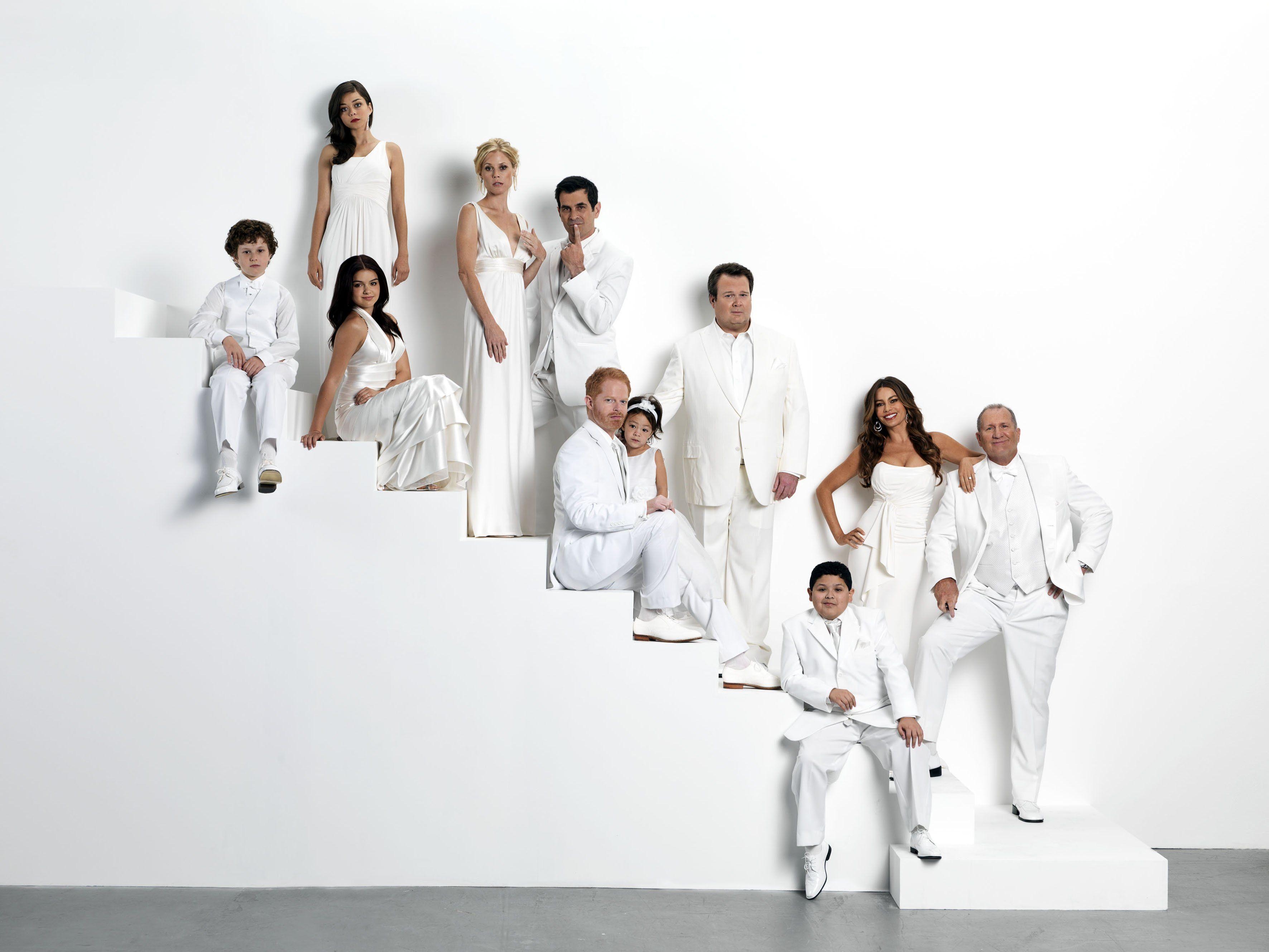 3550x2660 Modern Family wallpaper 10, Desktop