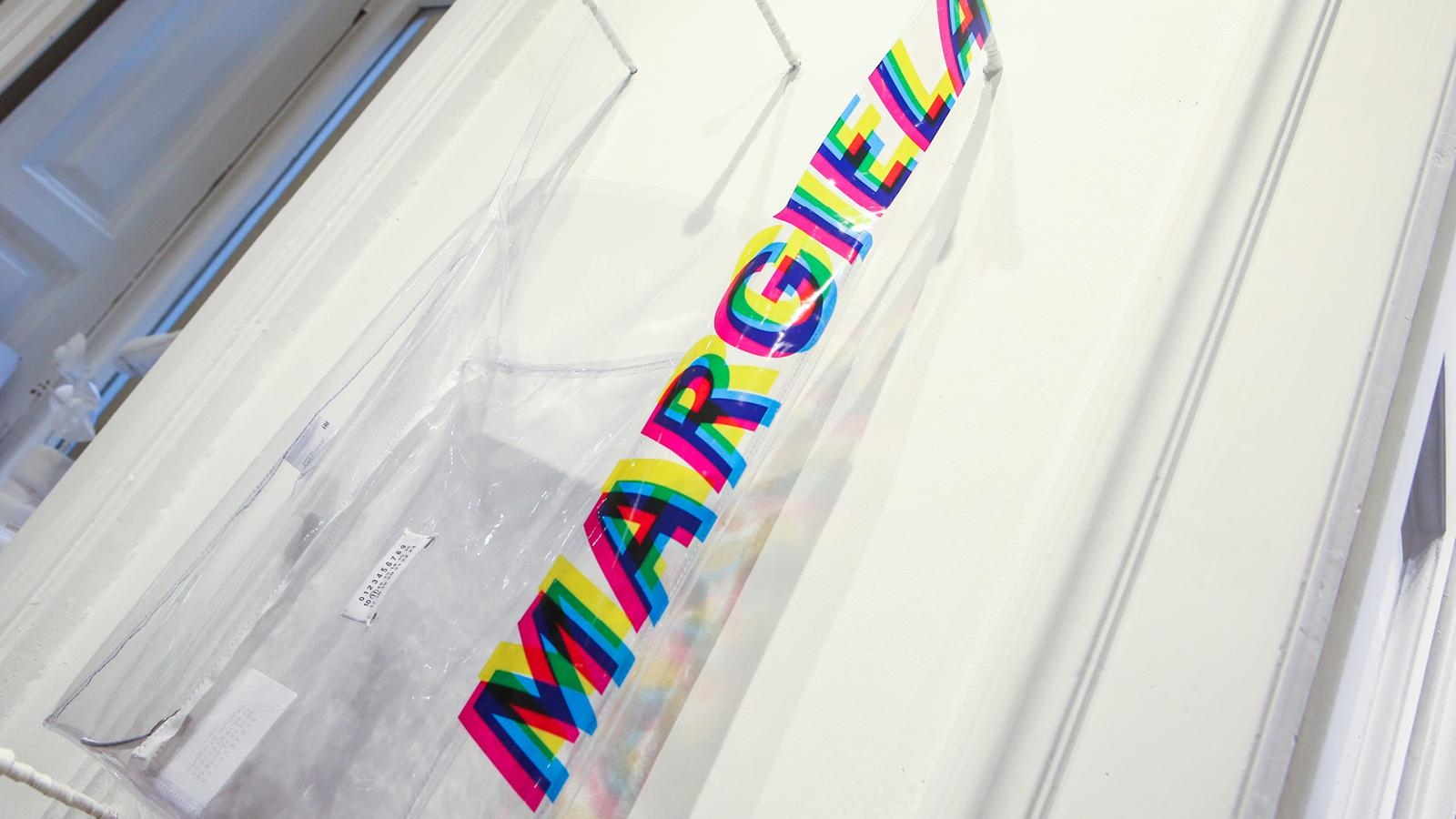 1600x900 Im students for the launch of mm6 maison margiela, Desktop