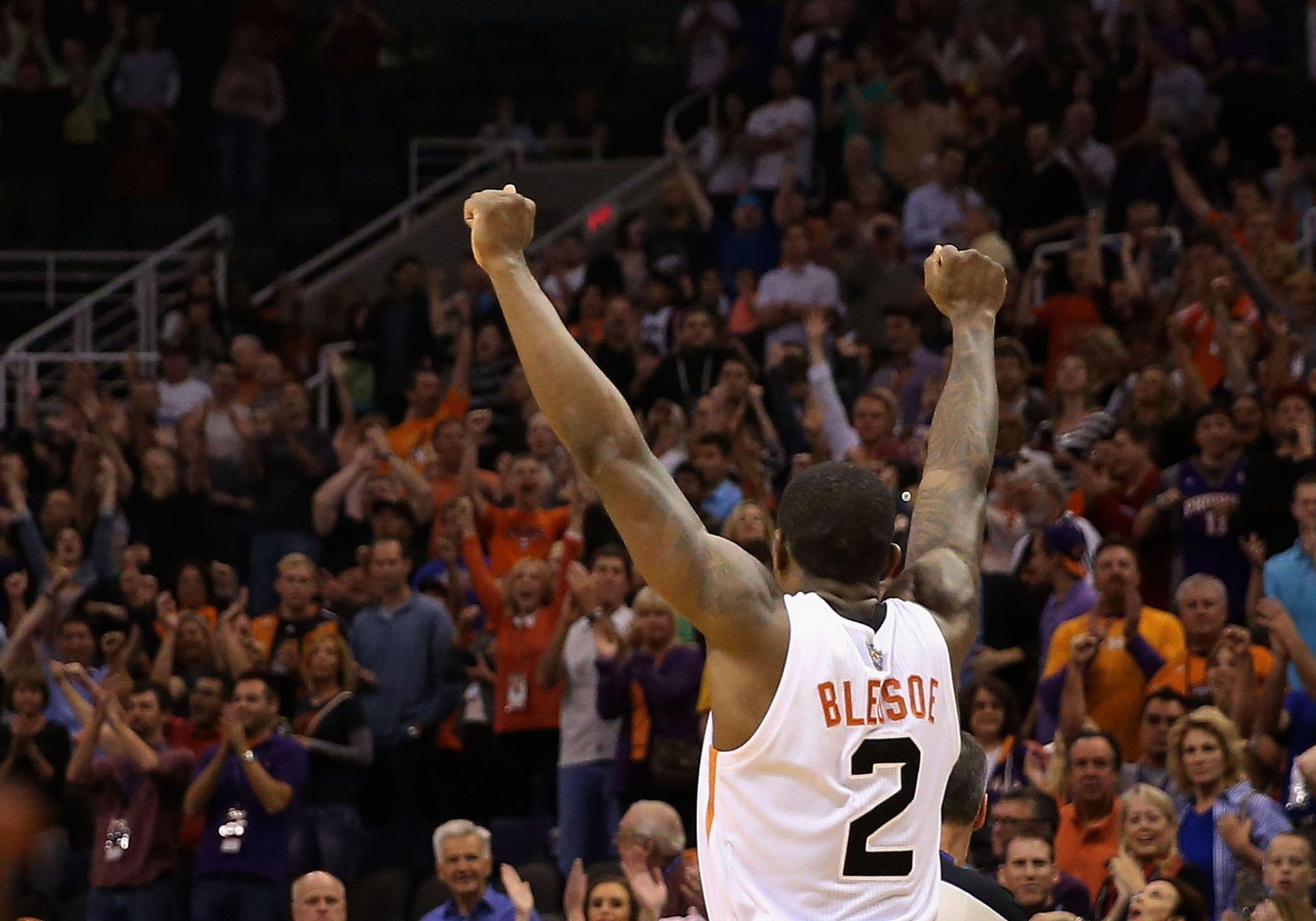 2400x1680 Eric Bledsoe's CLUTCH Shot Wins It For The Suns, Desktop