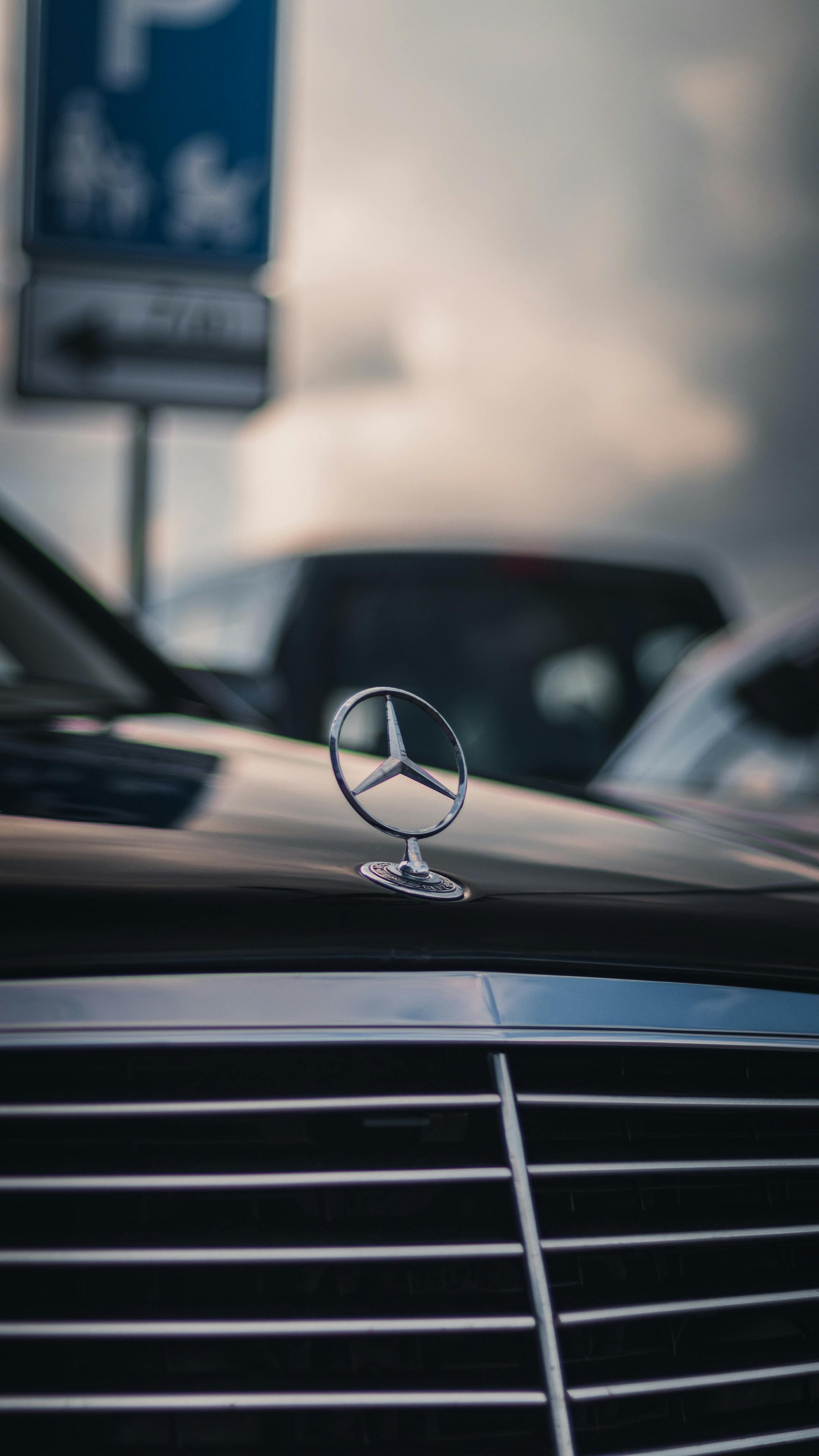 2160x3840 Mercedes Logo Photo, Download The BEST, Phone