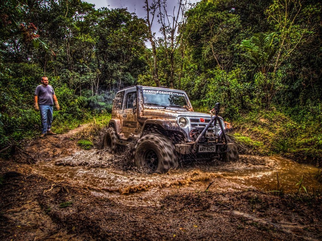 1030x770 Mud truck wallpaper for desktop, Desktop