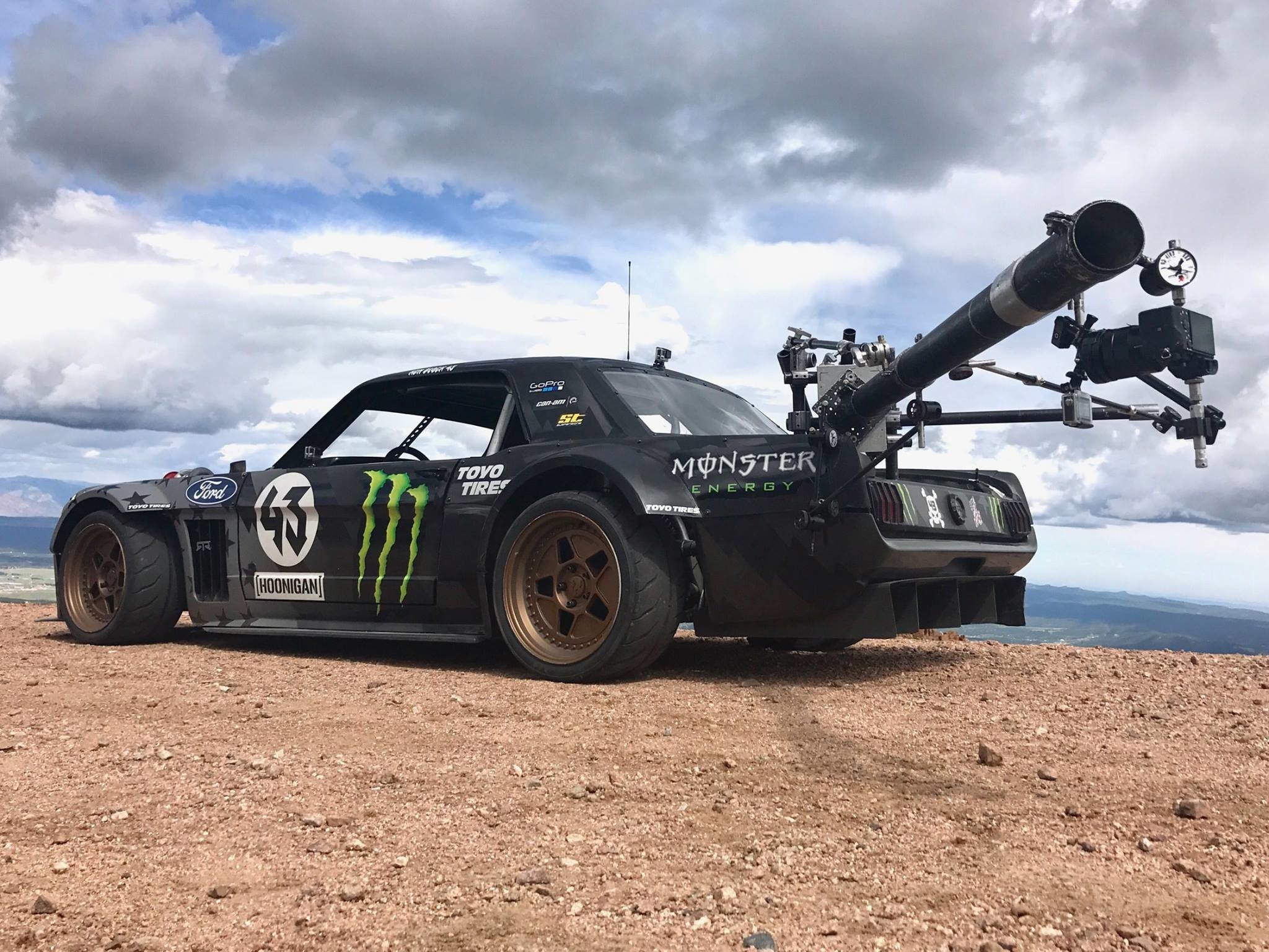 2050x1540 2048x Ken Block Climbkhana Hoonicorn V2 2017 Ken Block, Desktop