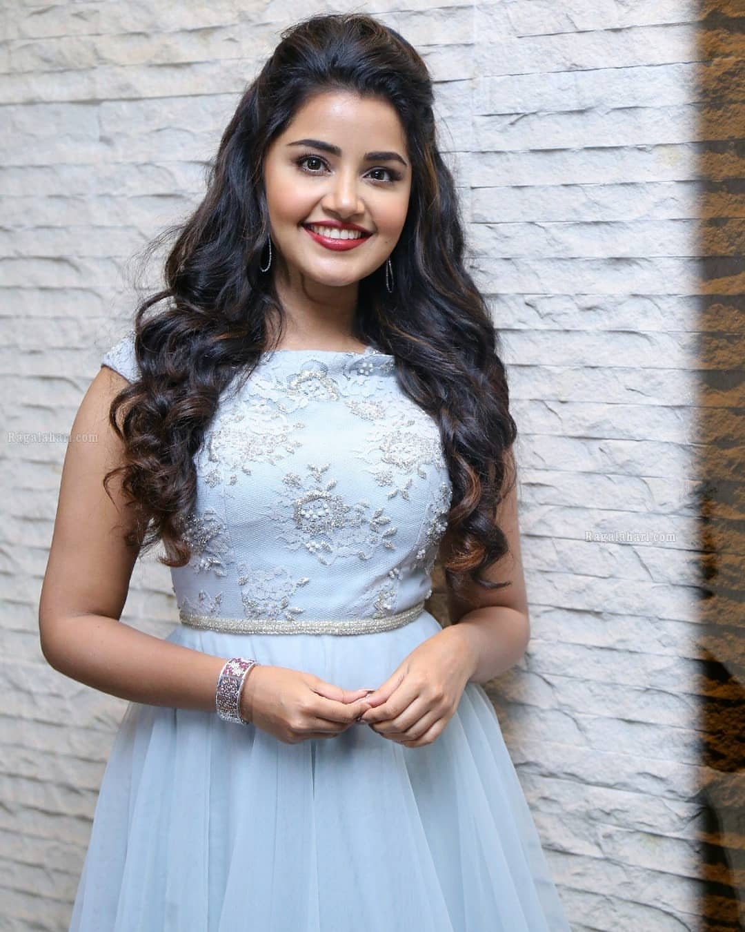 1080x1350 Anupama Parameswaran Celestial Beauty Photo and Image, Phone