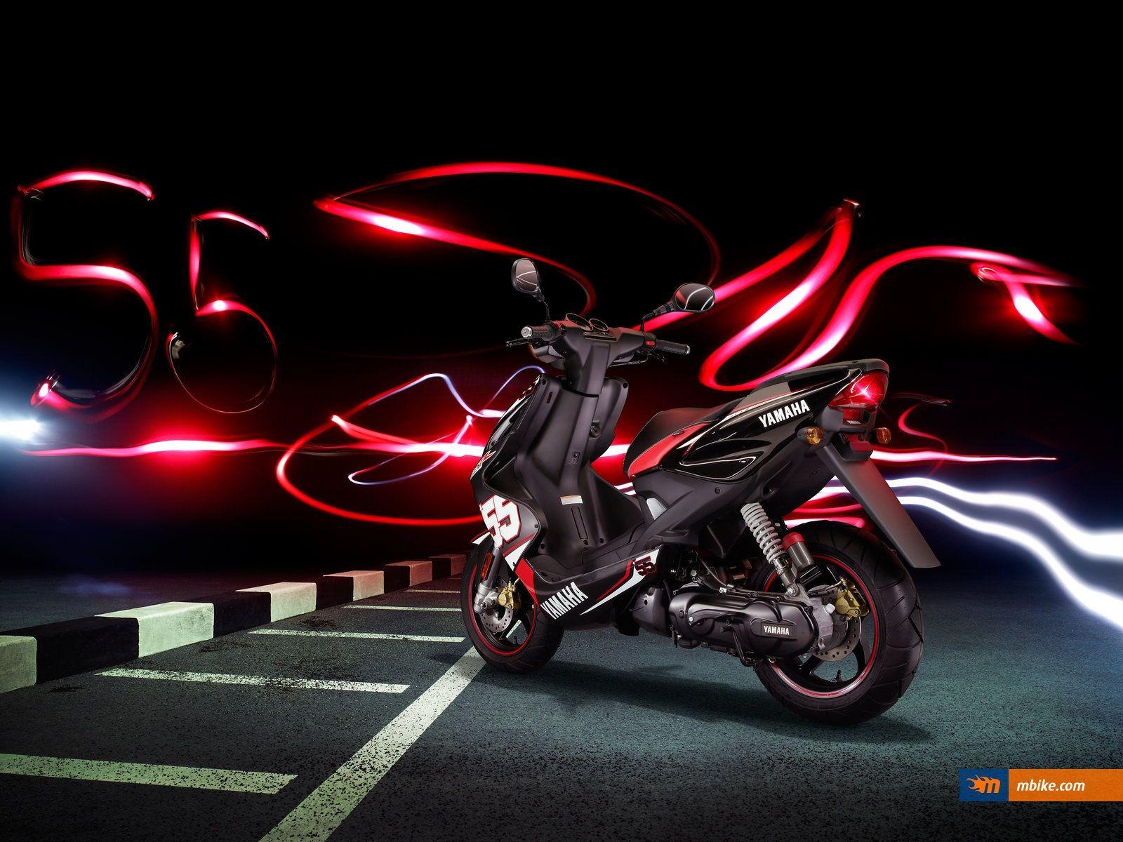 1600x1200 Yamaha Aerox SP55 Wallpaper, Desktop