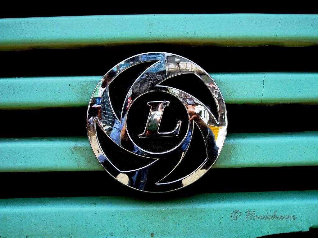 1030x770 Ashok Leyland logo. TN 43 N 0621, Desktop