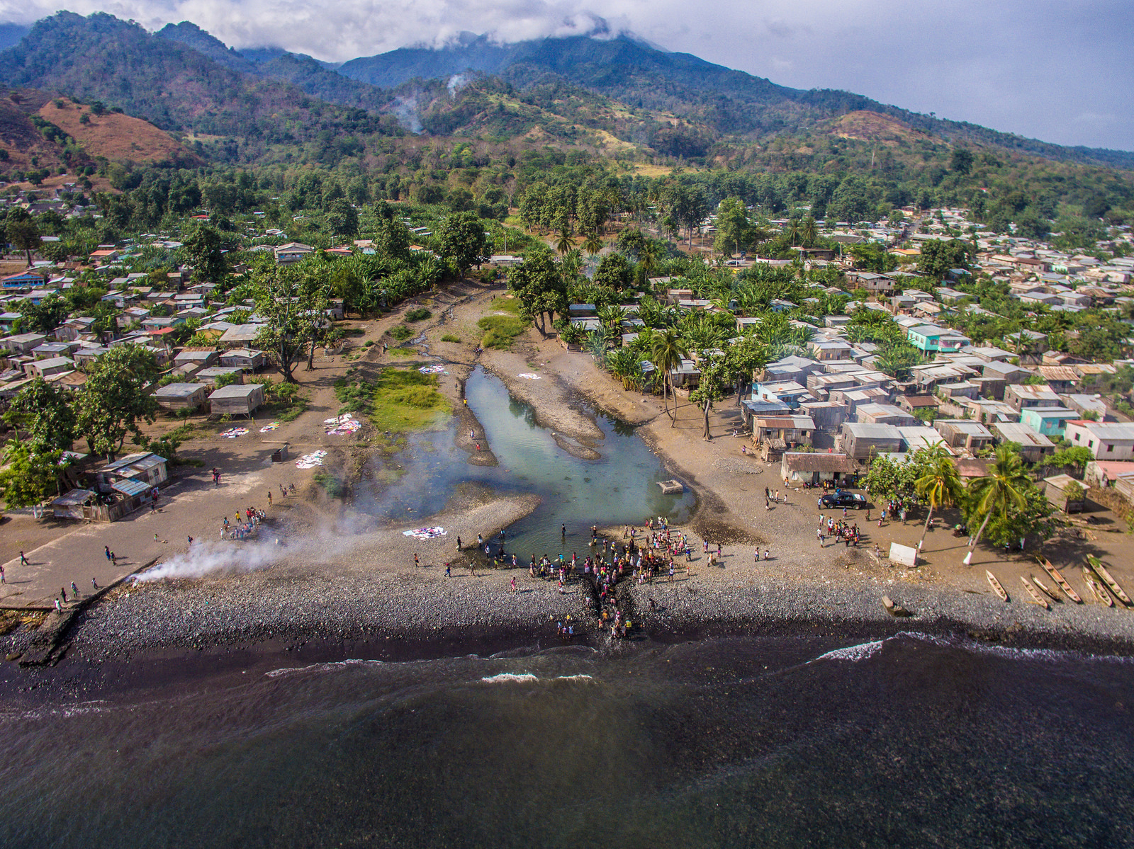 1600x1200 Photo of the Week: São Tomé and Príncipe's changing climates, Desktop