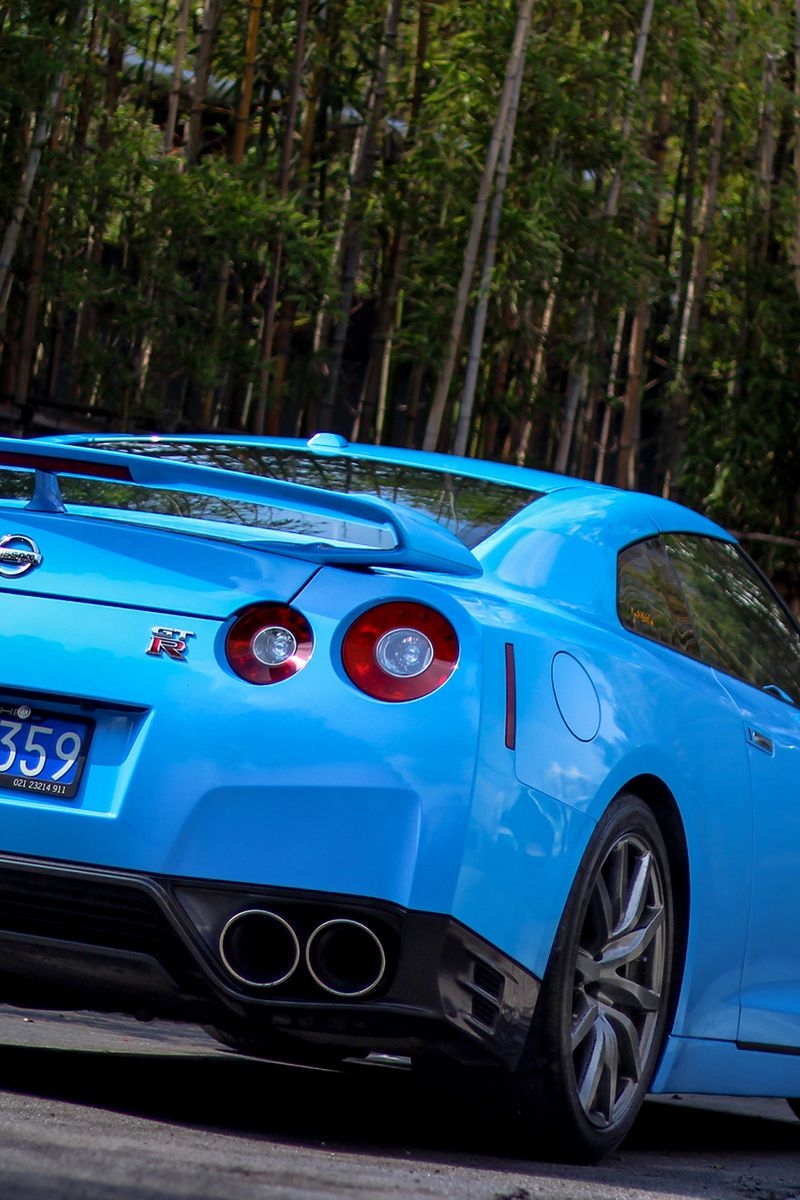 800x1200 Download Wallpaper  Nissan, Gtr, R Bumper, Blue, Rear View Iphone 4s 4 For Parallax HD Background, Phone