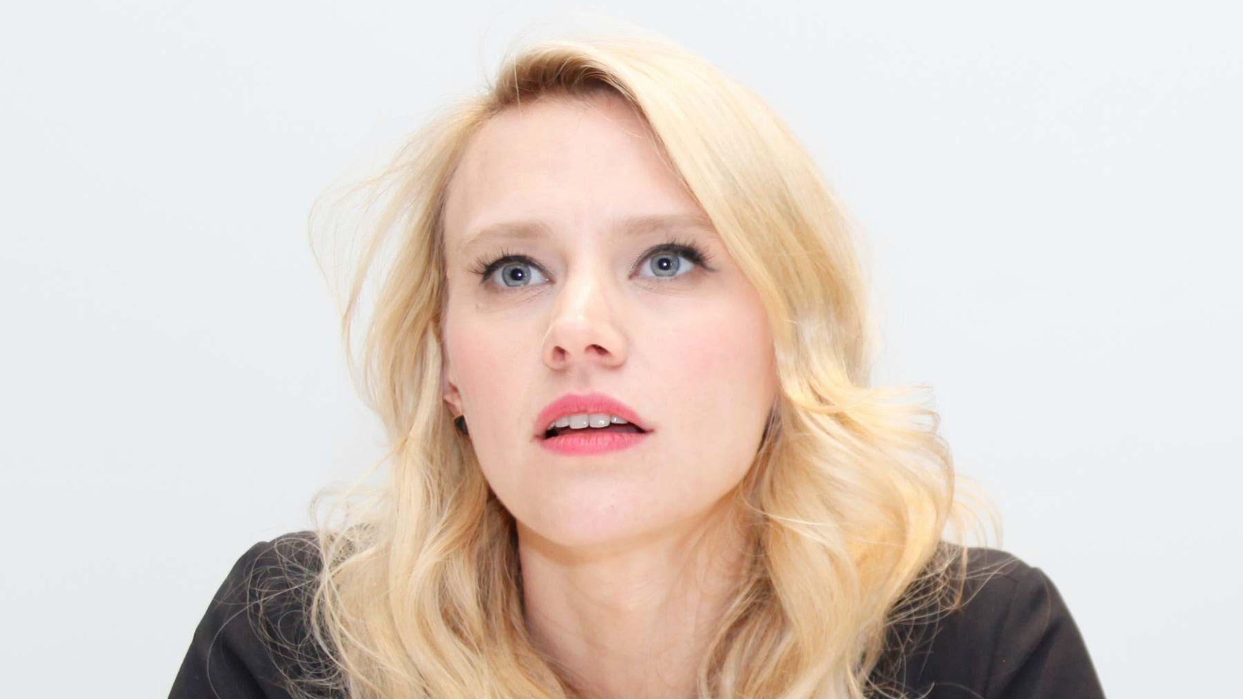 2560x1440 Kate McKinnon Wallpaper Background 57309  px, Desktop