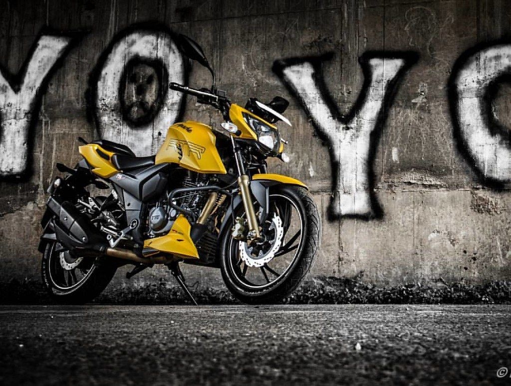 1030x780 Apache RTR 200 HD wallpaper now available for download, Desktop