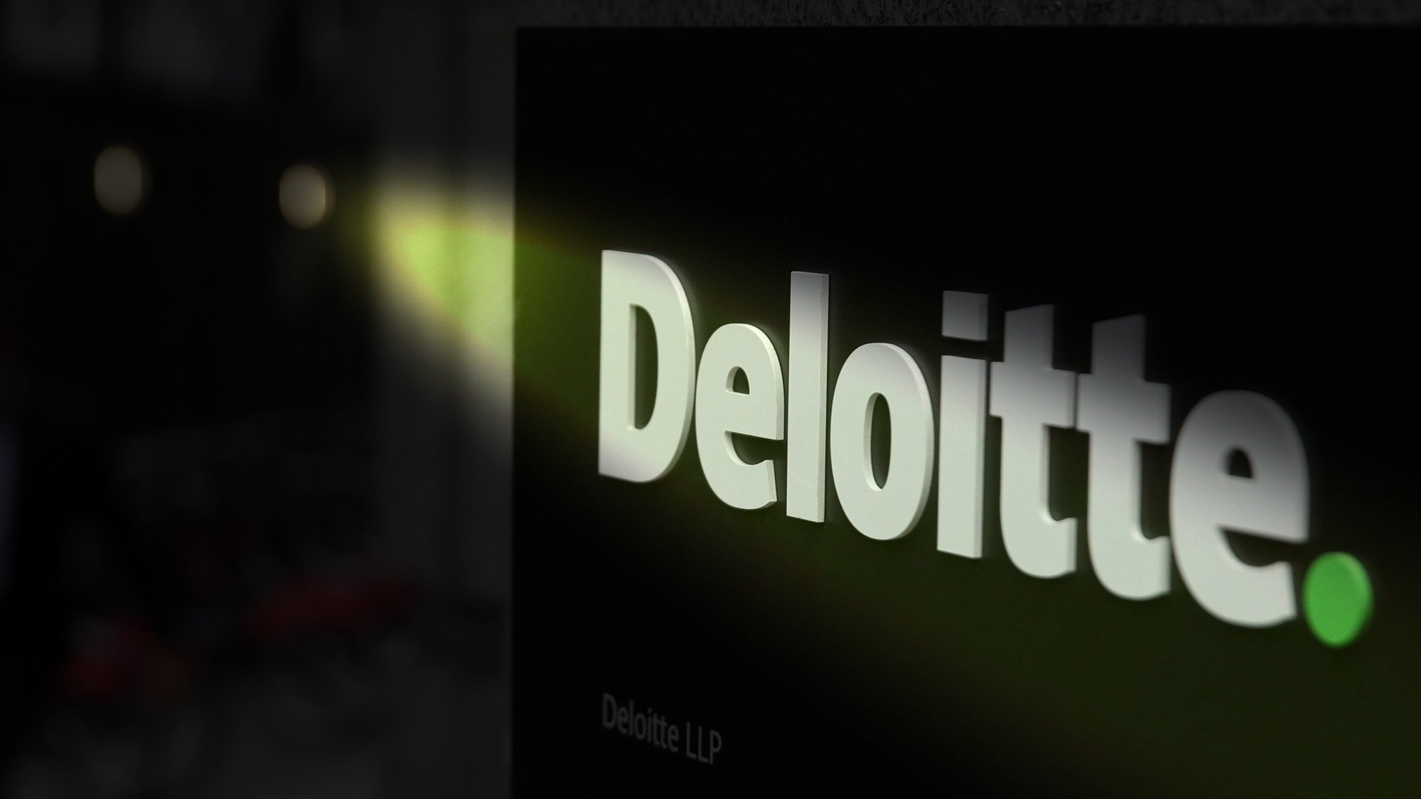 2050x1160 Update: In the wake of Eskom scandal, two Deloitte directors resign, Desktop