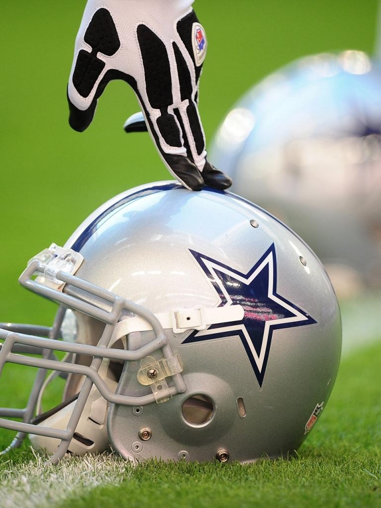 770x1030 Free download Dallas Cowboys Helmet Wallpaper Cowboys helmet, Phone