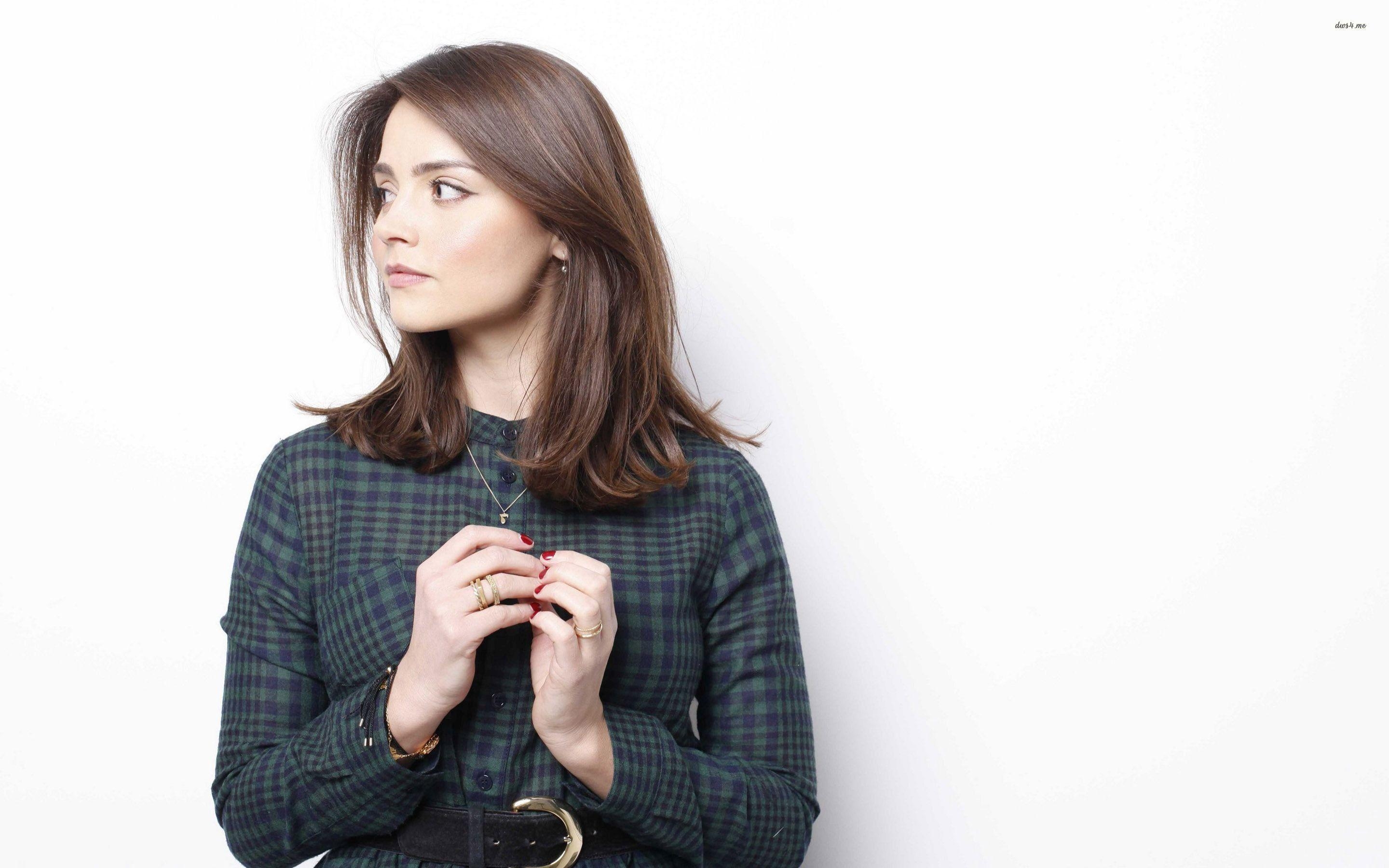 2880x1800 Jenna Coleman 913038, Desktop