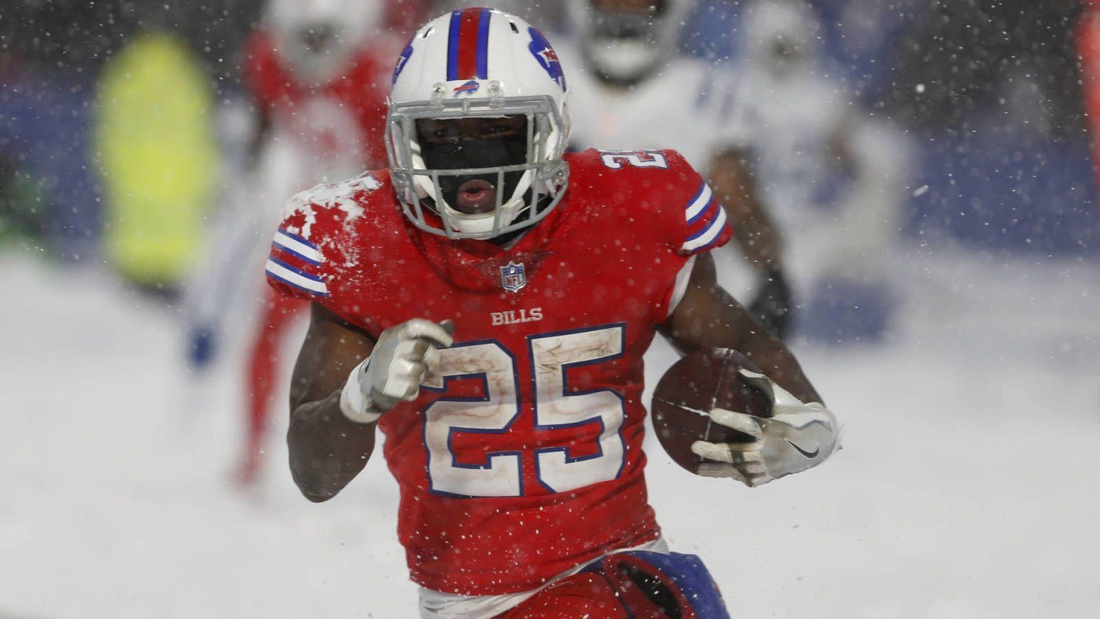 1600x900 LeSean McCoy wins game with dash through snow in OT, Desktop