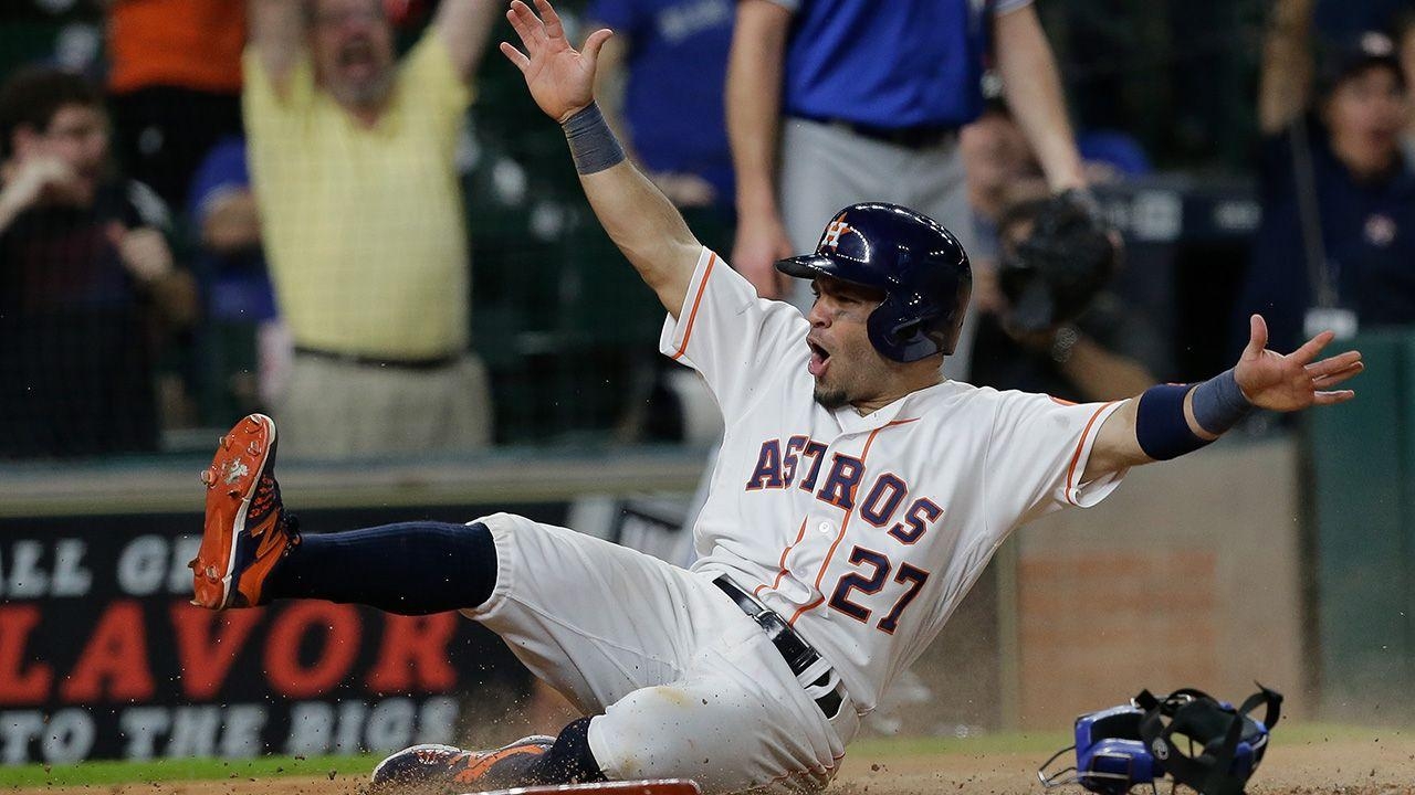 1280x720 Astros' Jose Altuve plays soccer in offseason, Desktop