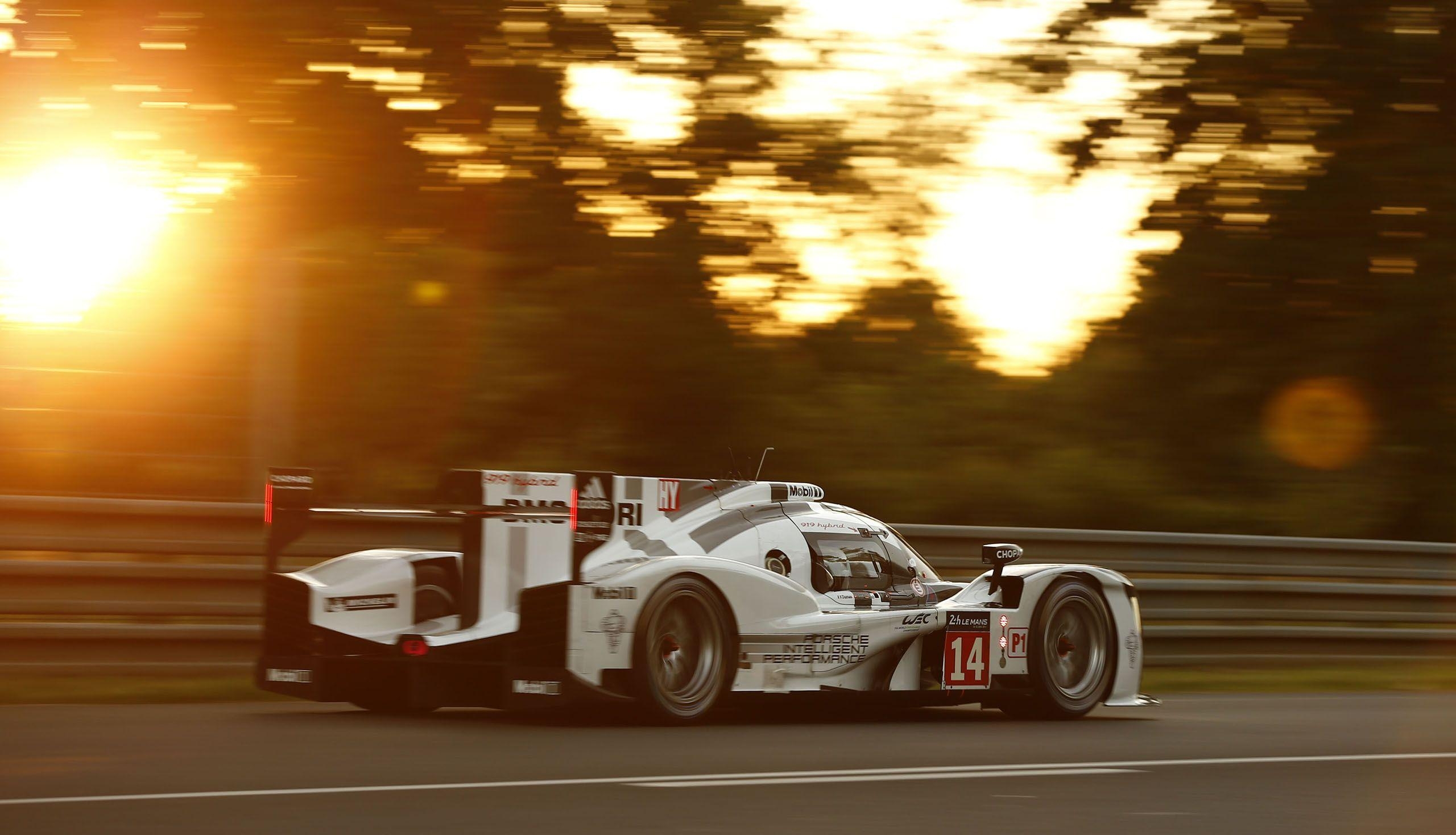 2560x1470 Porsche 919 Hybrid Takes 1 2 Victory At 24 Hours Of Le Mans, Desktop