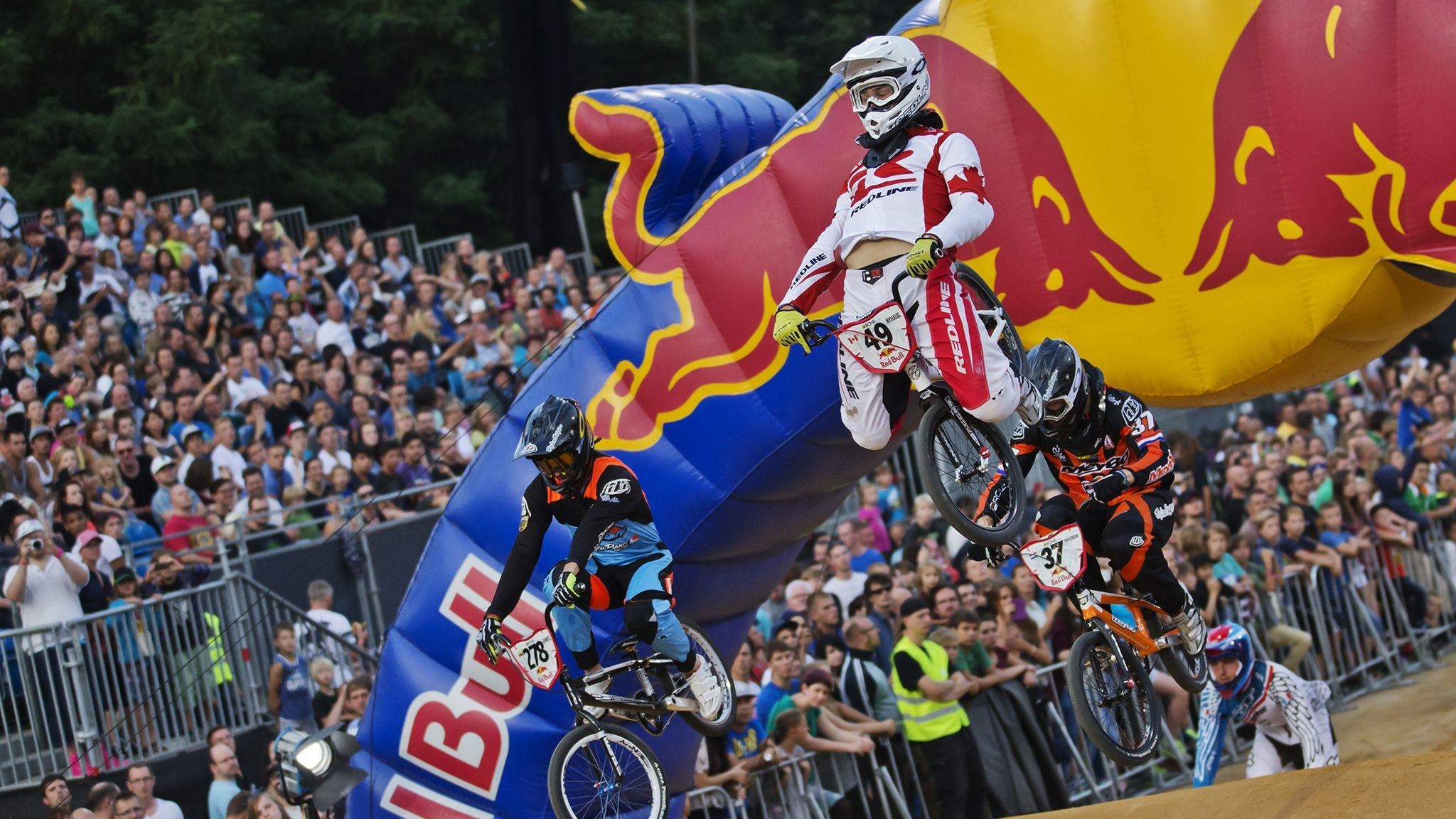 2050x1160 Tory Nyhaug - 2013 Red Bull R.evolution BMX race, Desktop