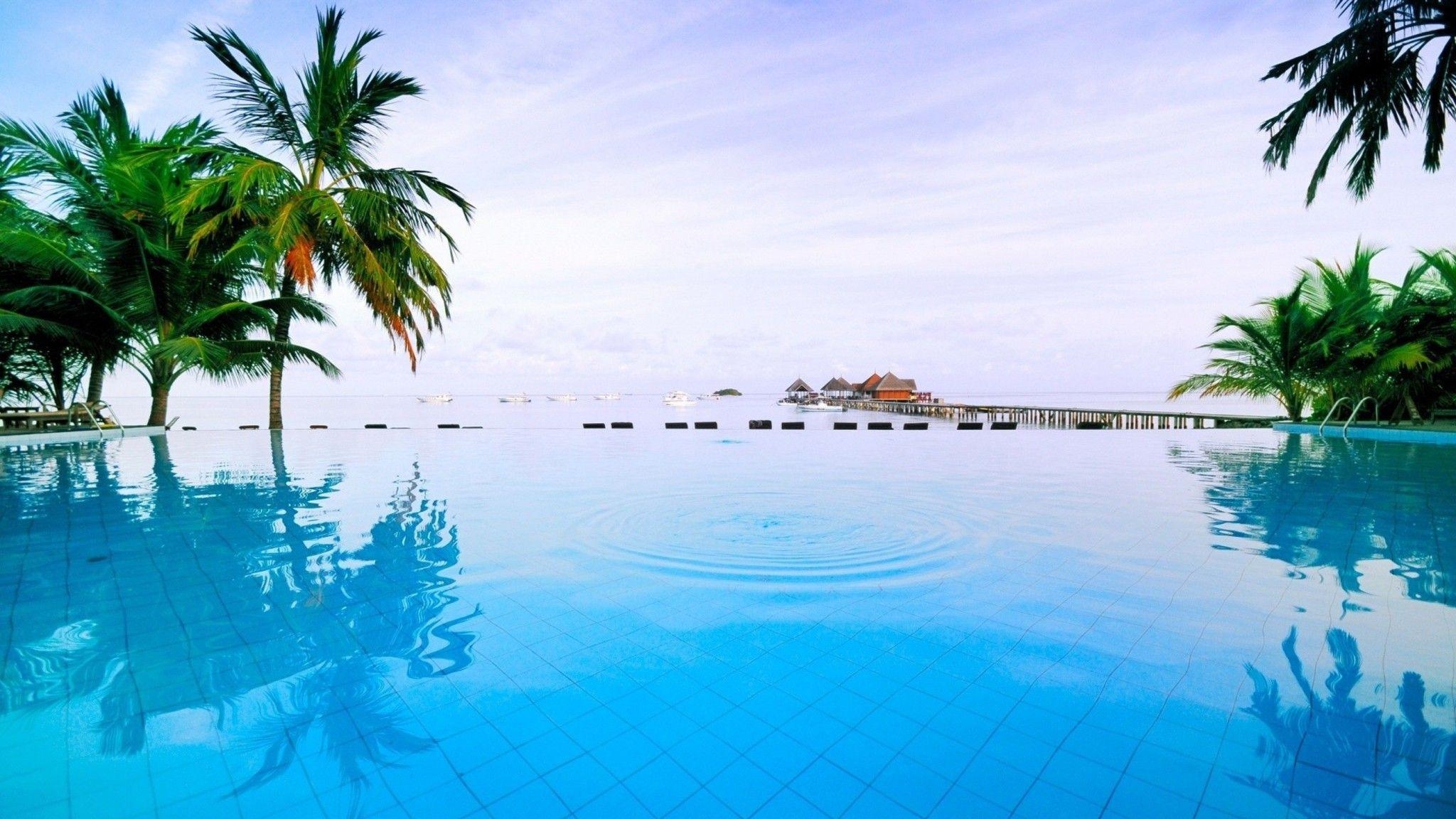 2050x1160 Maldivian swimming pool wallpaper. PC, Desktop