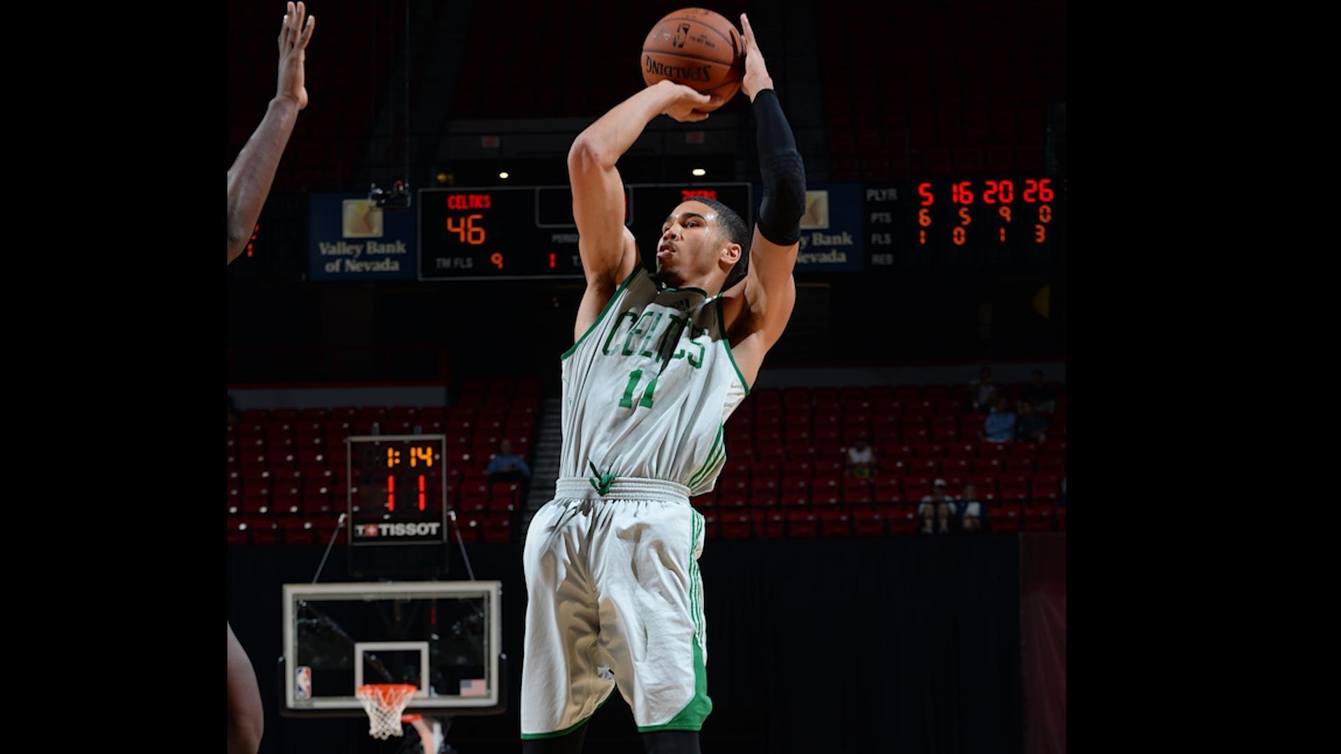 1920x1080 Jayson Tatum's Solid Performance, Desktop