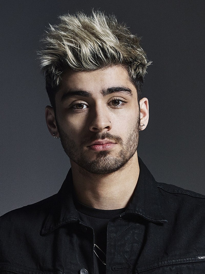 800x1070 Zayn Malik, Phone