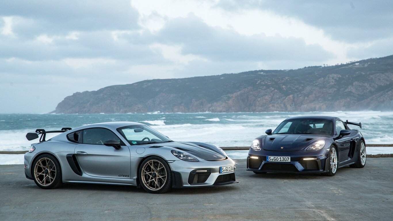 1370x770 Photos & Footage new Porsche 718 Cayman GT4 RS, Desktop