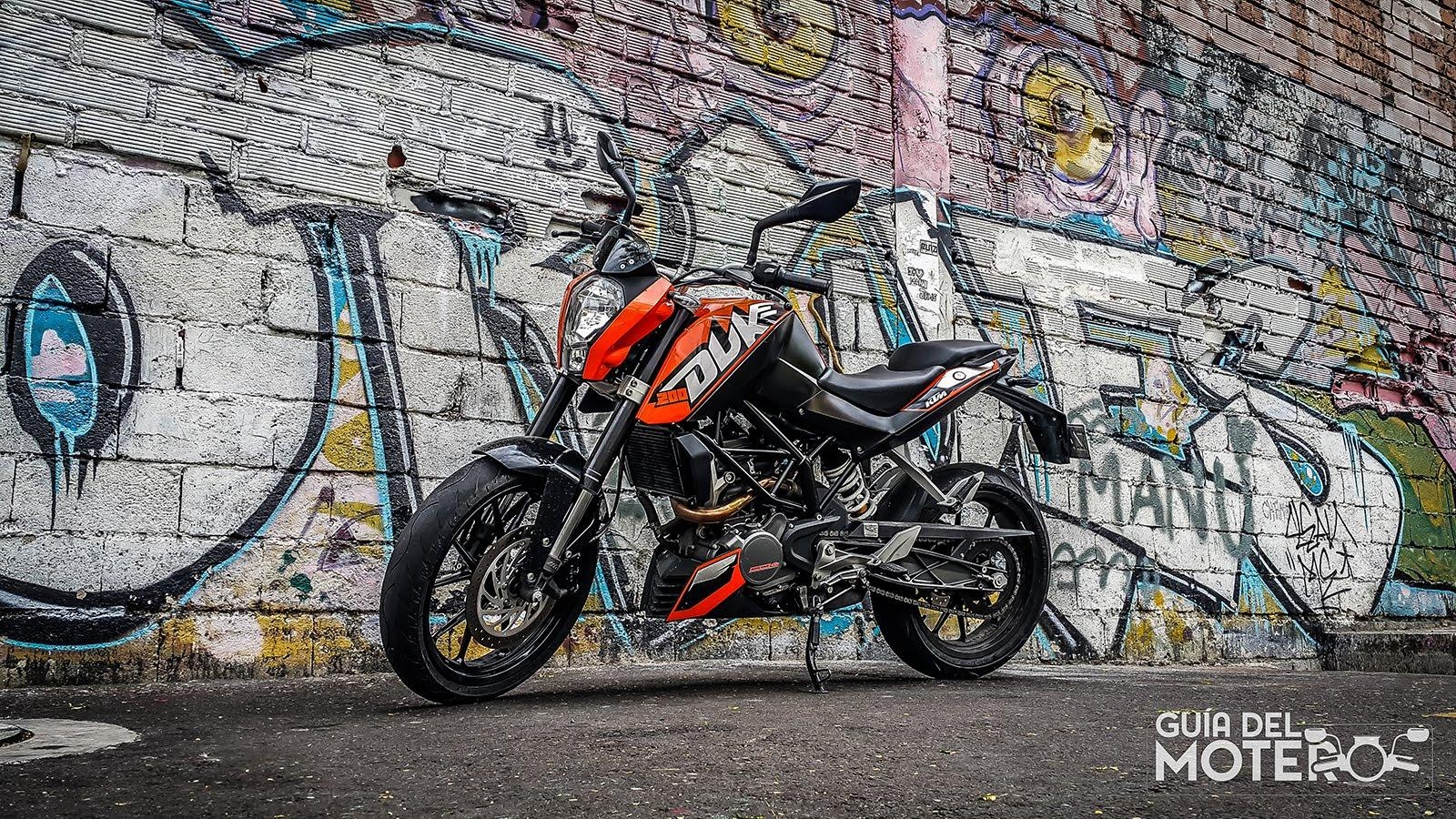 1600x900 Prueba de manejo de la KTM Duke 200, Desktop