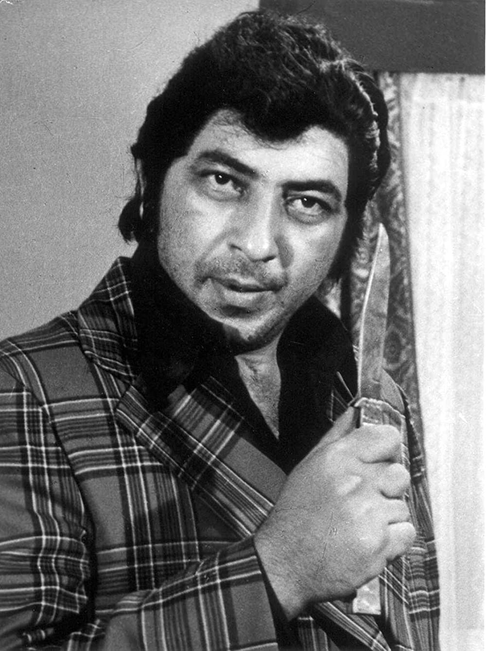 1000x1340 Amjad Khan, Phone