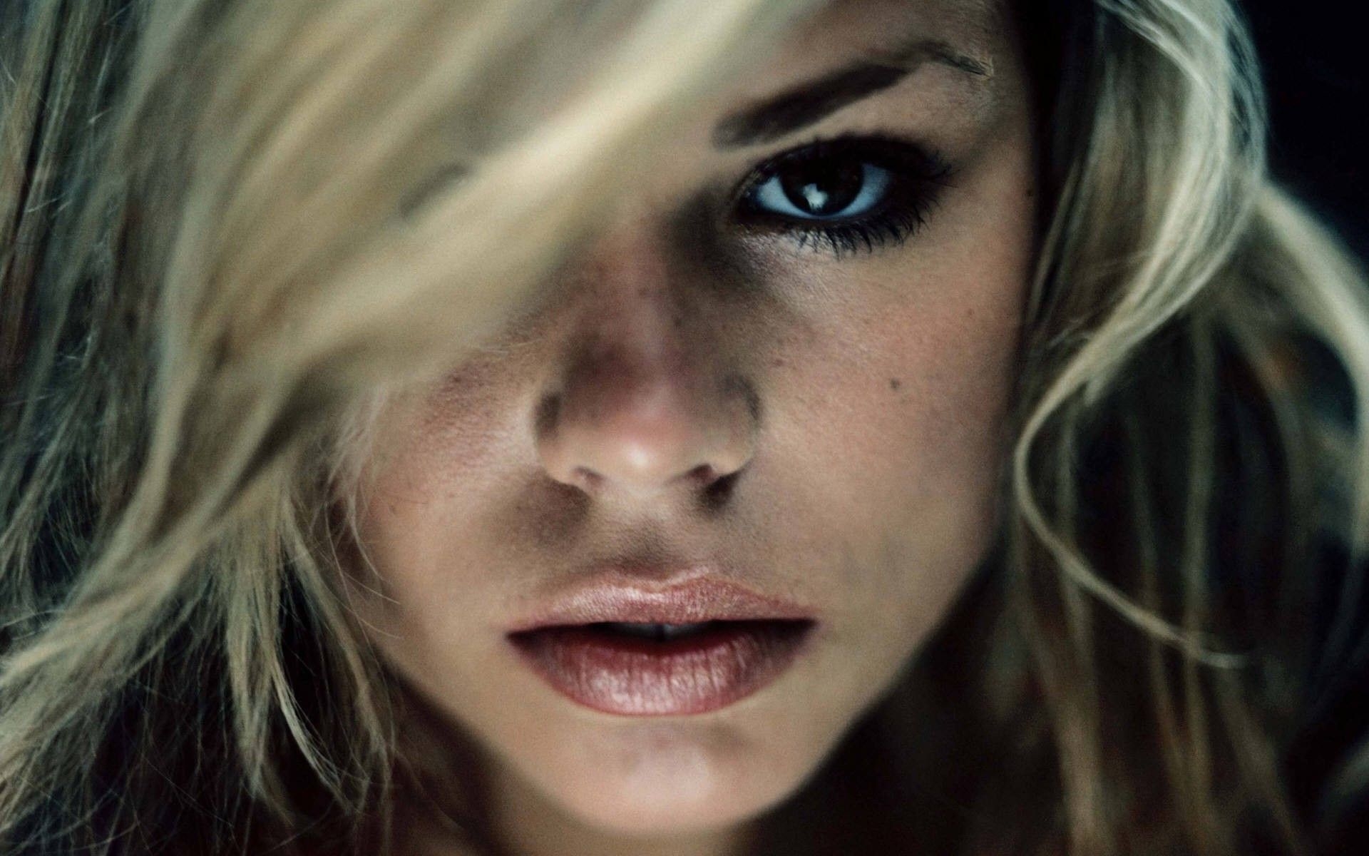 1920x1200 Billie Piper Face Wallpaper 57796 px, Desktop