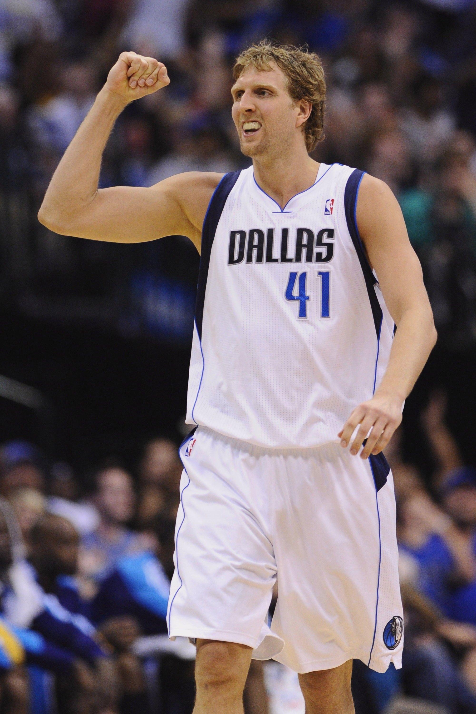 2010x3000 Dirk Nowitzki Wallpaper HD Download, Phone