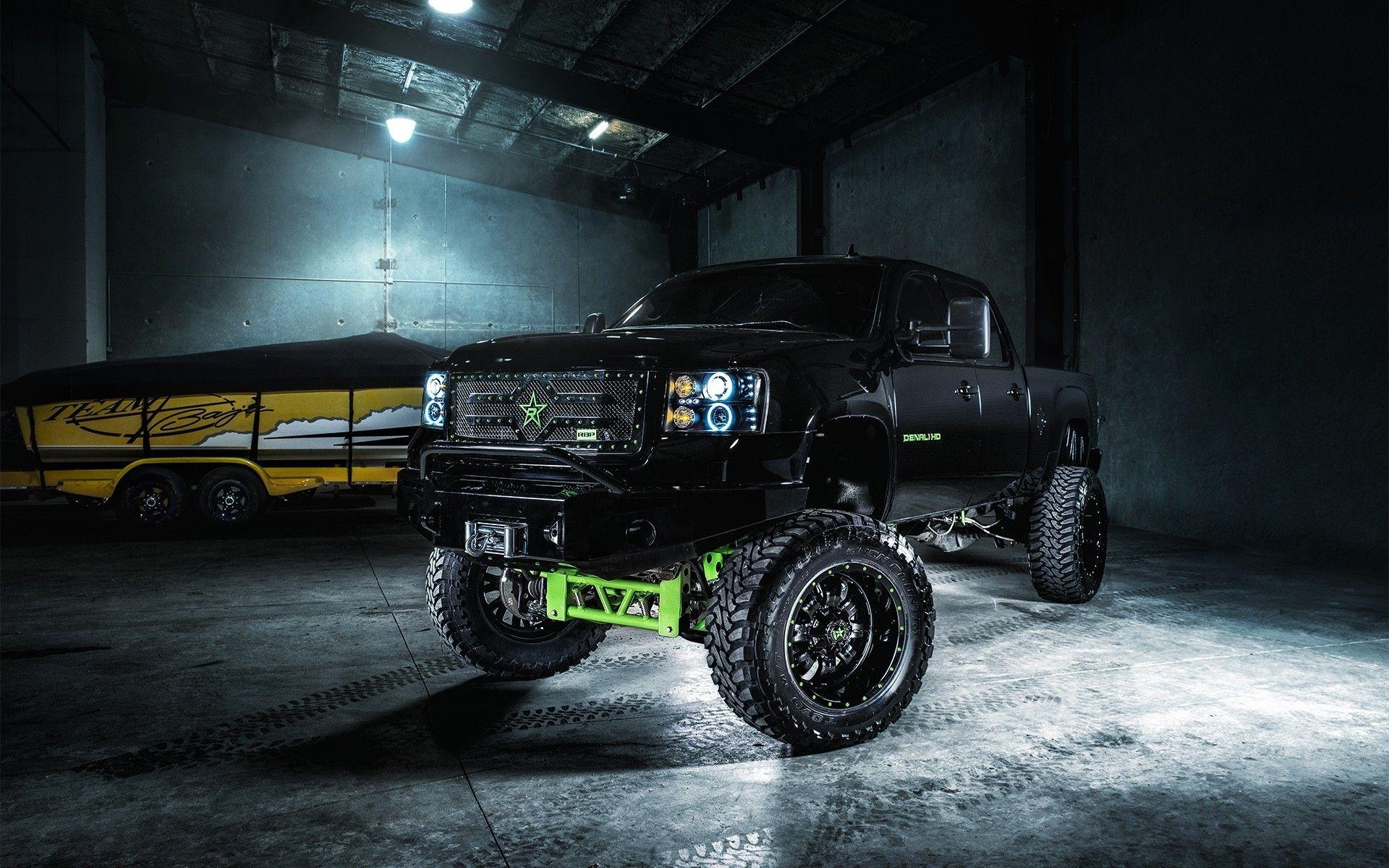 1920x1200 Mudding Trucks Wallpaper, Desktop