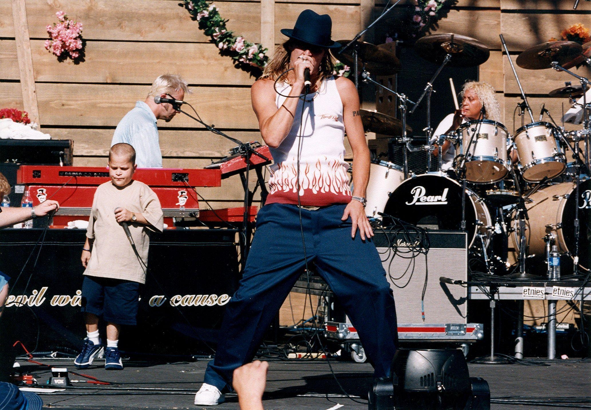 2070x1440 Kid Rock Wallpaper Image Photo Picture Background, Desktop