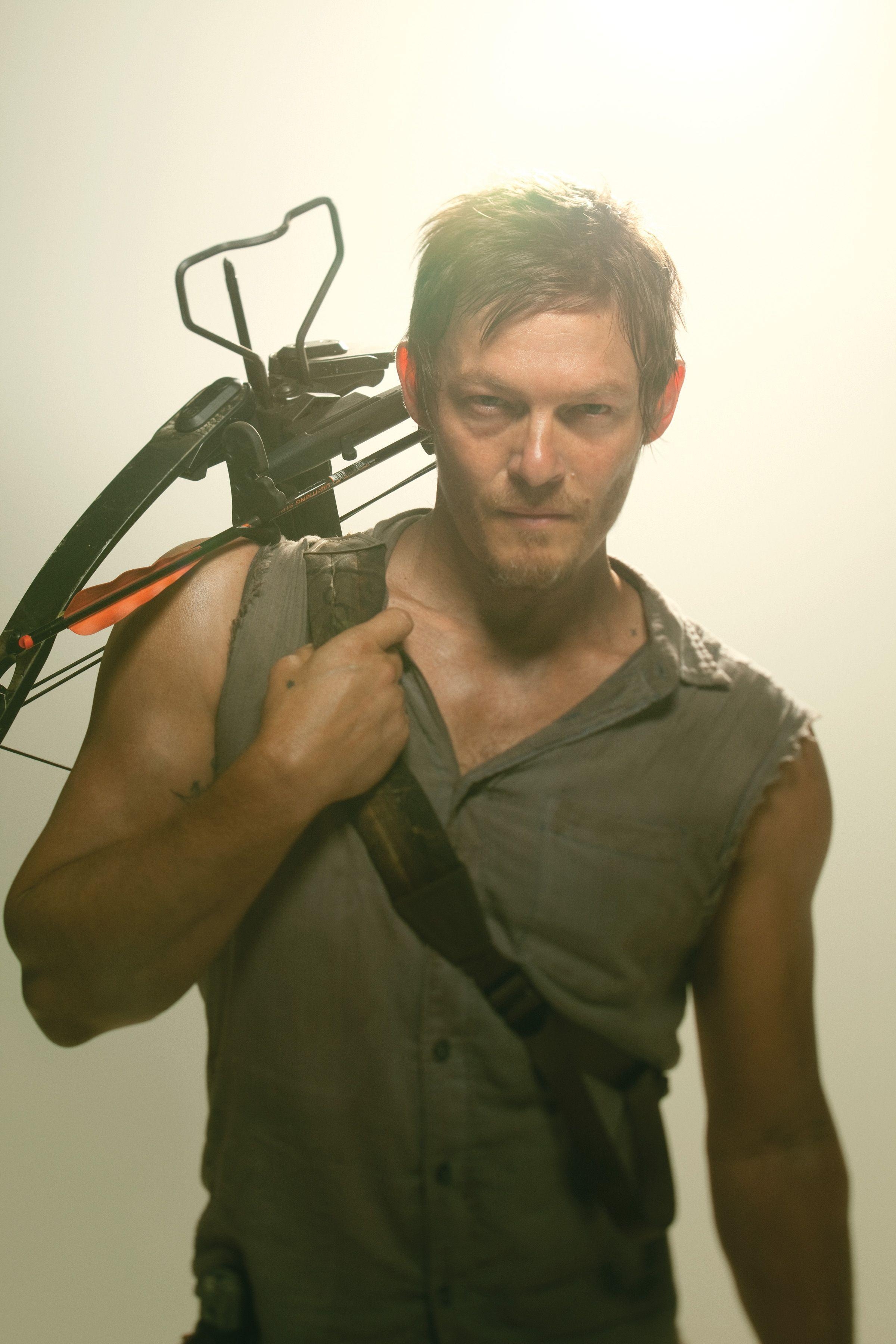 2400x3600 1366x768px Daryl Dixon (380.76 KB).07.2015, Phone