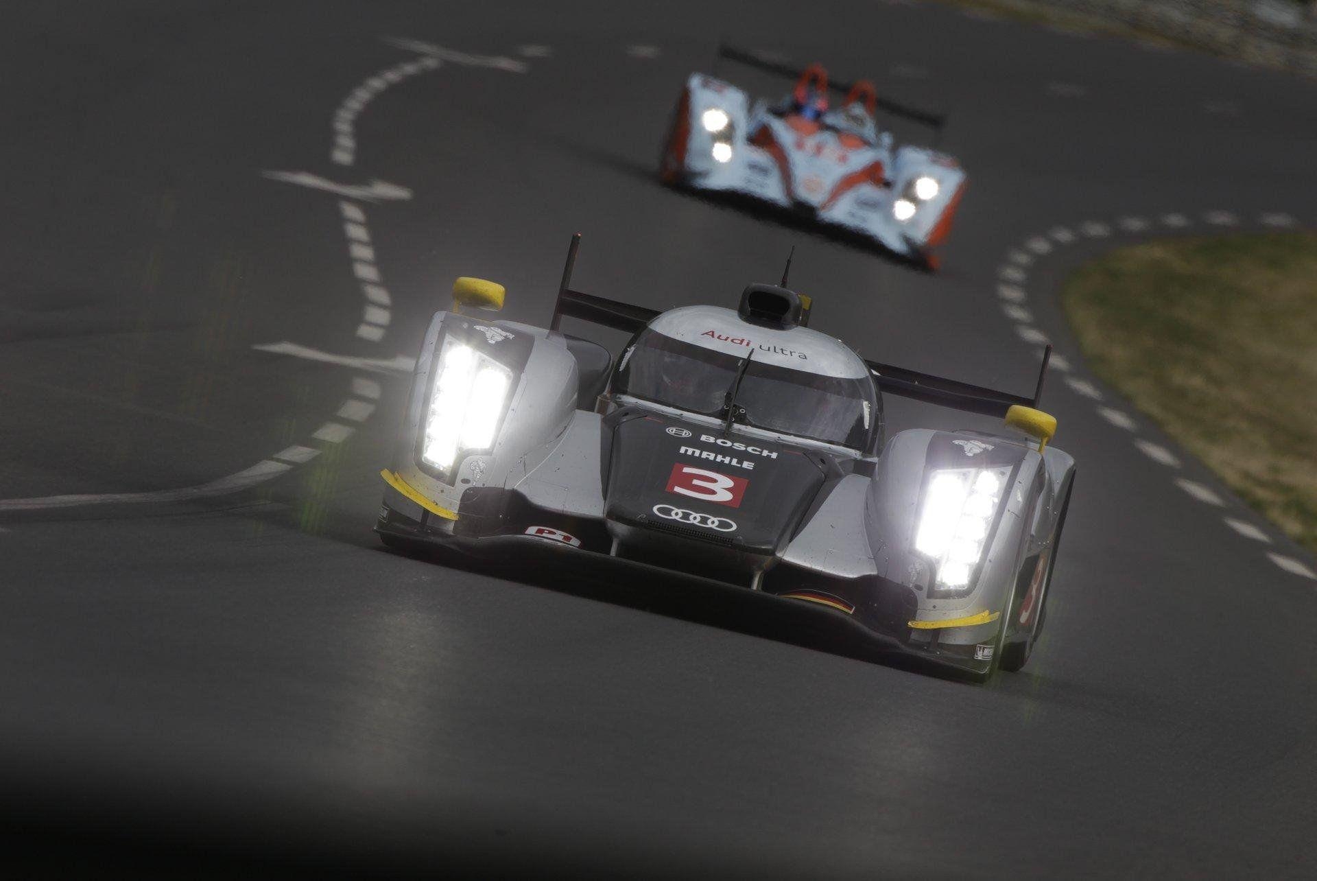 1920x1290 Audi R18 TDI Ultra Mans 24 hours Motorsport HD Wallpaper, Desktop