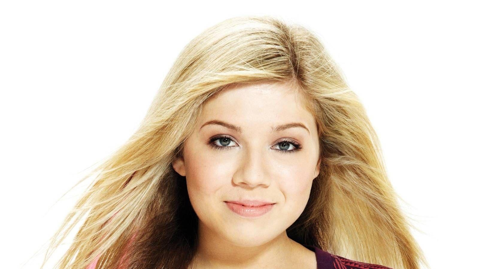 1600x900 Jennette Mccurdy, Desktop