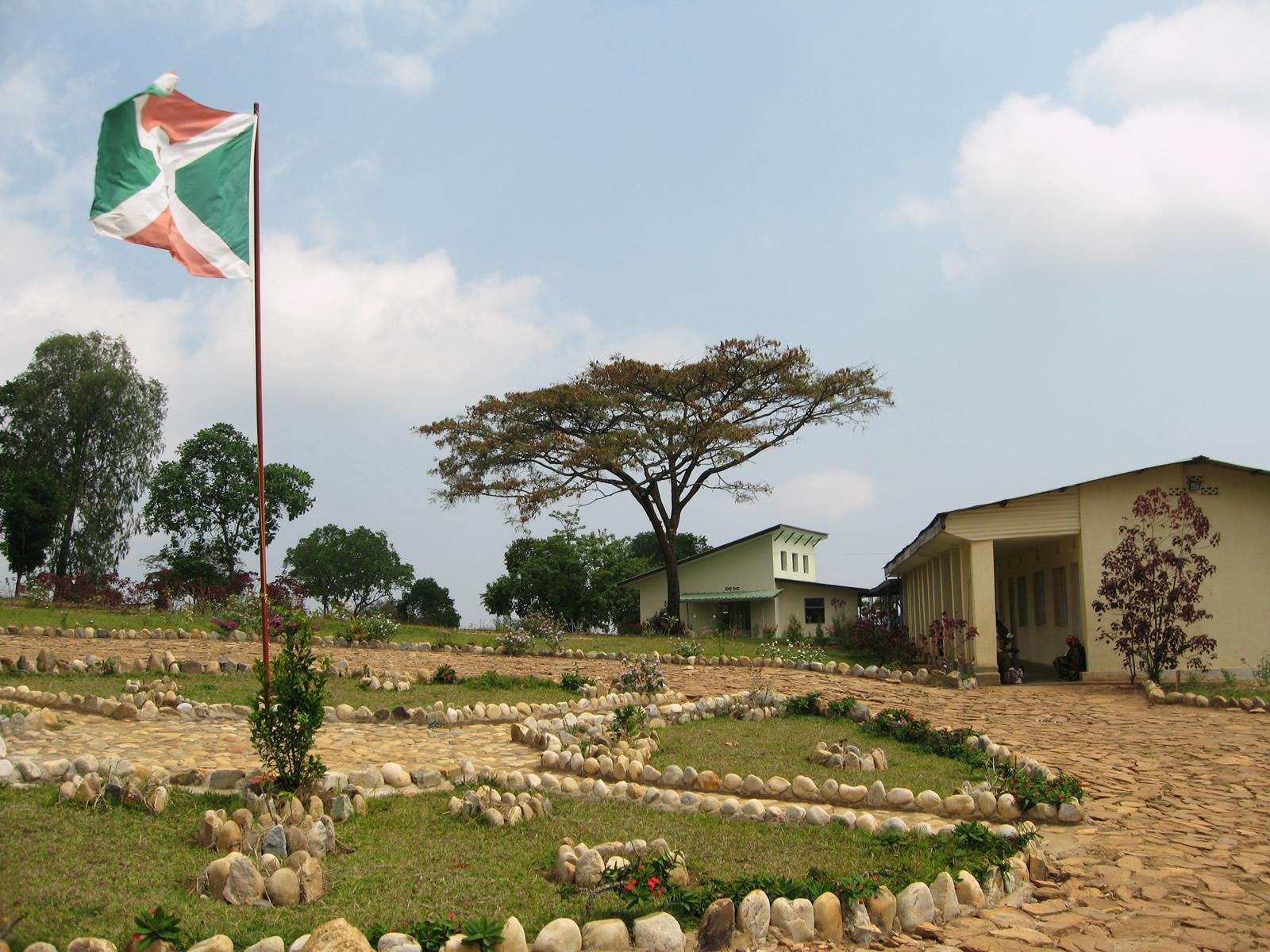 1600x1200 burundi flag. HD Windows Wallpaper, Desktop