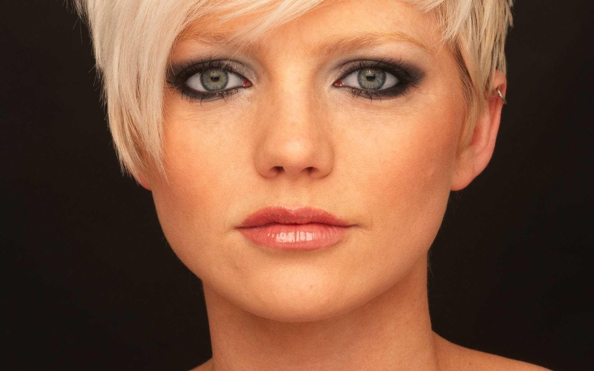 1920x1200 image Blogs Hot: Hannah Spearritt, Desktop