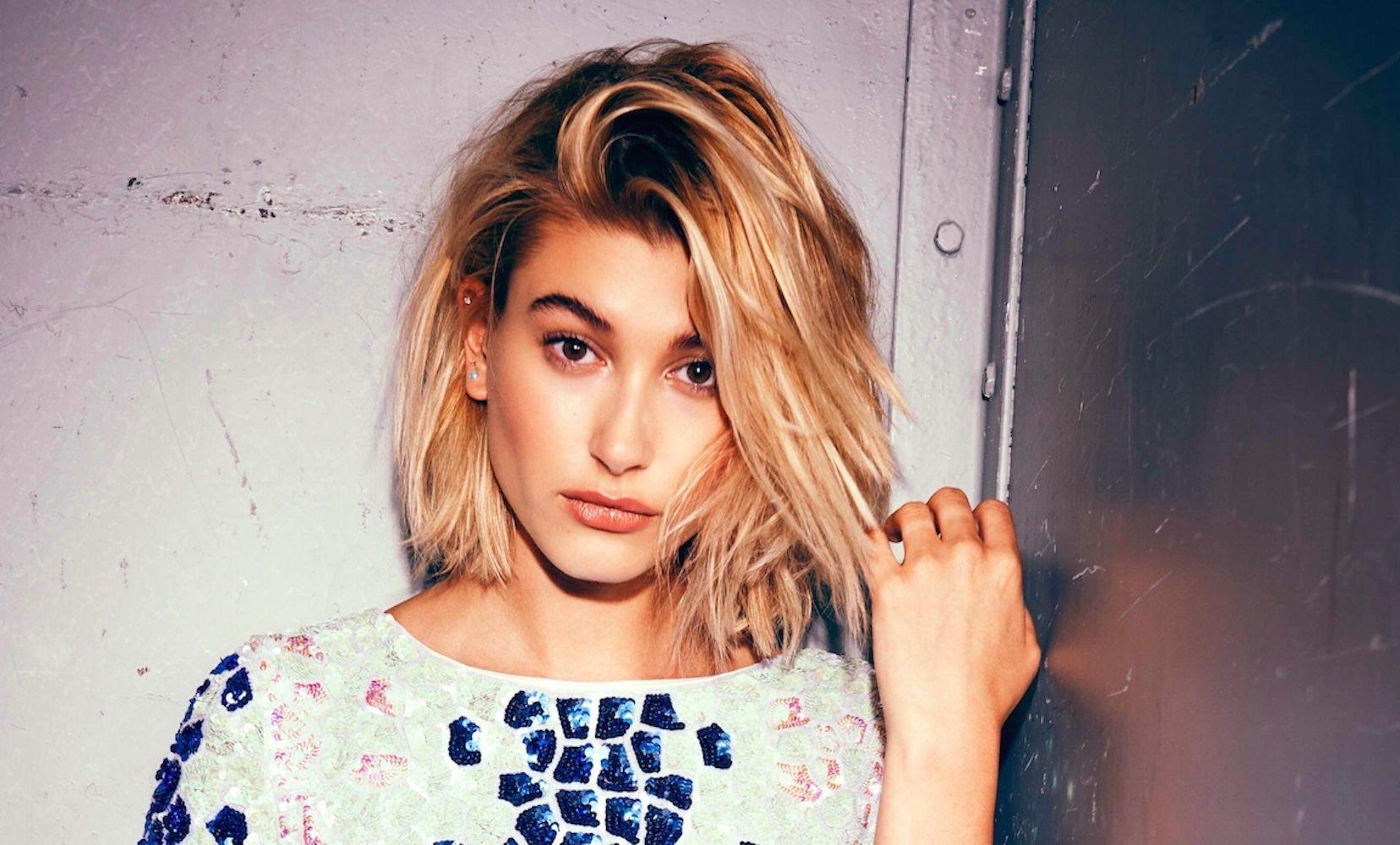 1660x1000 Hailey Baldwin Wallpaper Photo 60081  px, Desktop