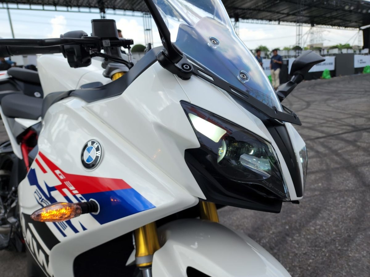 1200x900 BMW G 310 RR Garners Over 1000 Bookings, Desktop