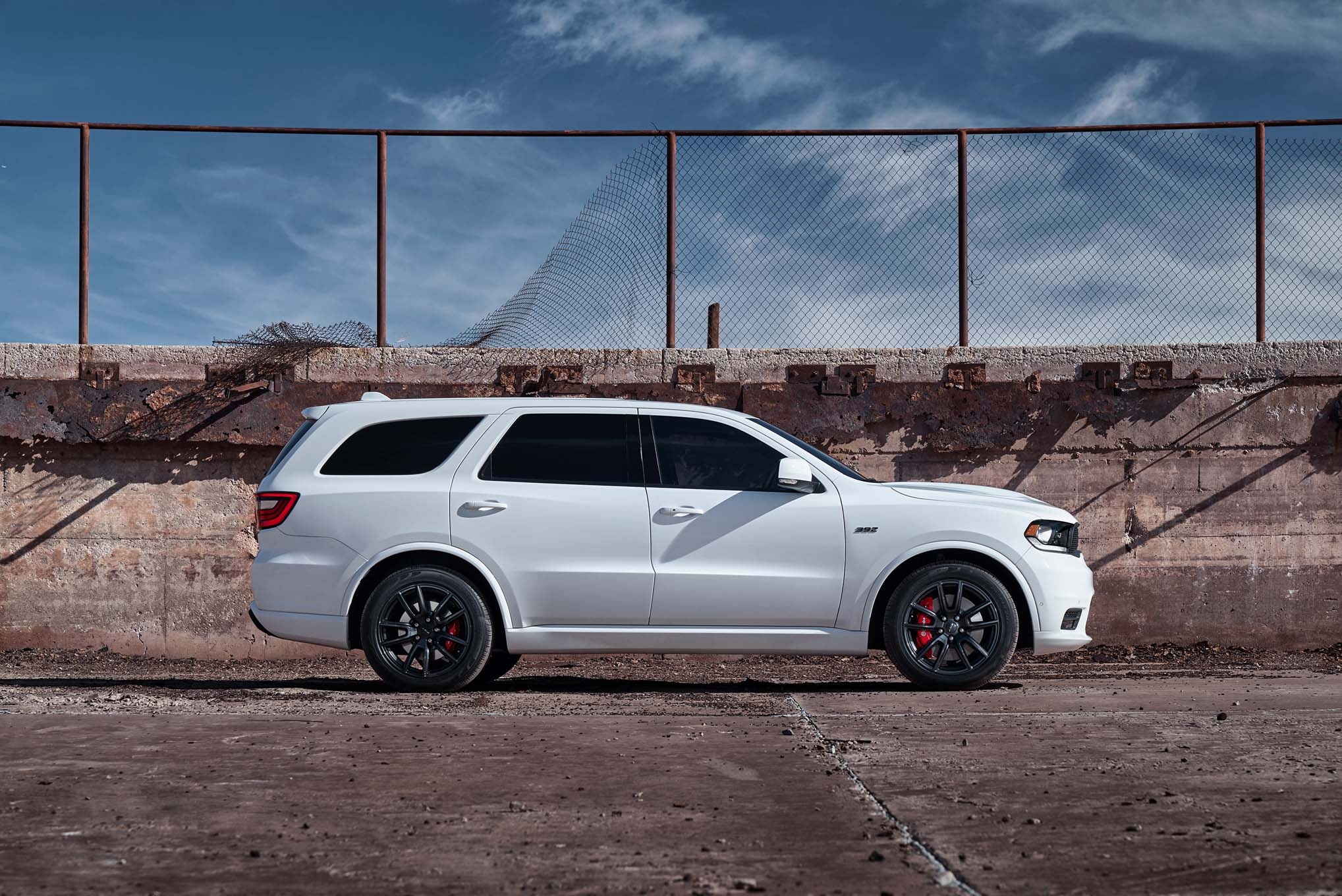 2040x1360 DodgeDrurango SRT image 2018 Dodge Durango SRT side HD wallpaper, Desktop