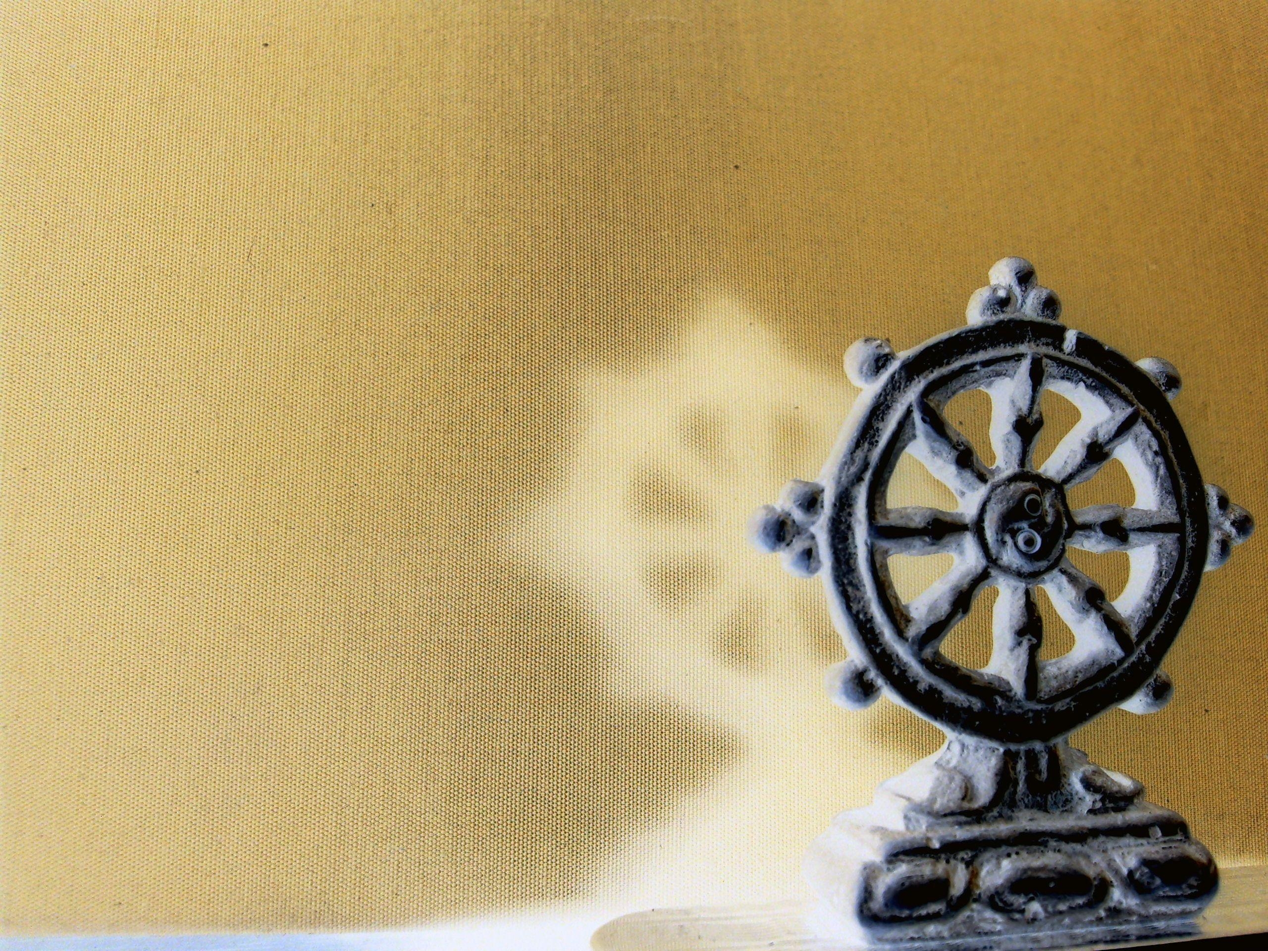 2560x1920 Wheel of Dharma Wallpaper. Buddhism Dharma, Desktop