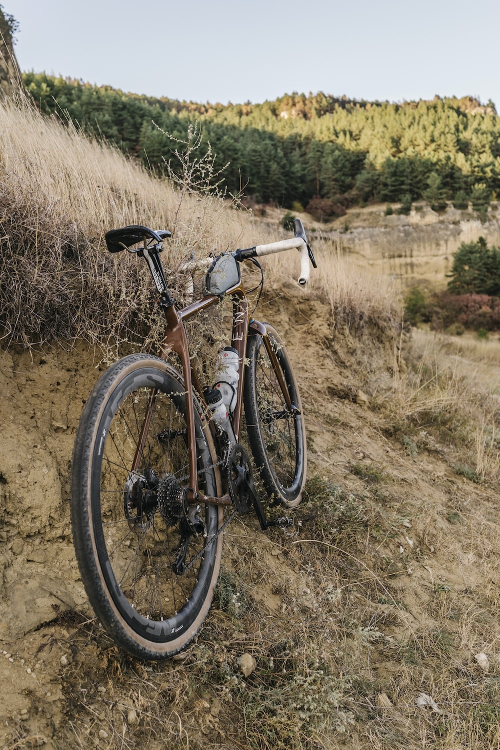 1000x1500 Gravel Bike Picture. Download Free Image, Phone