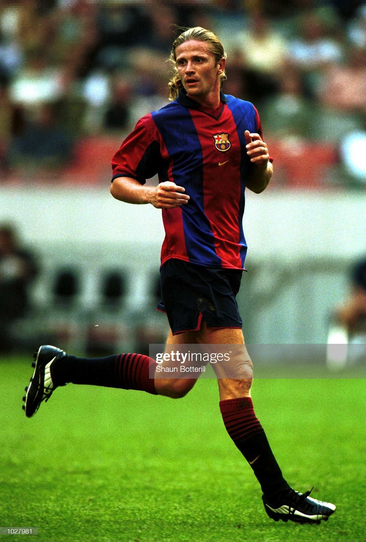 1390x2050 Emmanuel Petit of Barcelona during the match between Barcelona and. News Photo, Phone